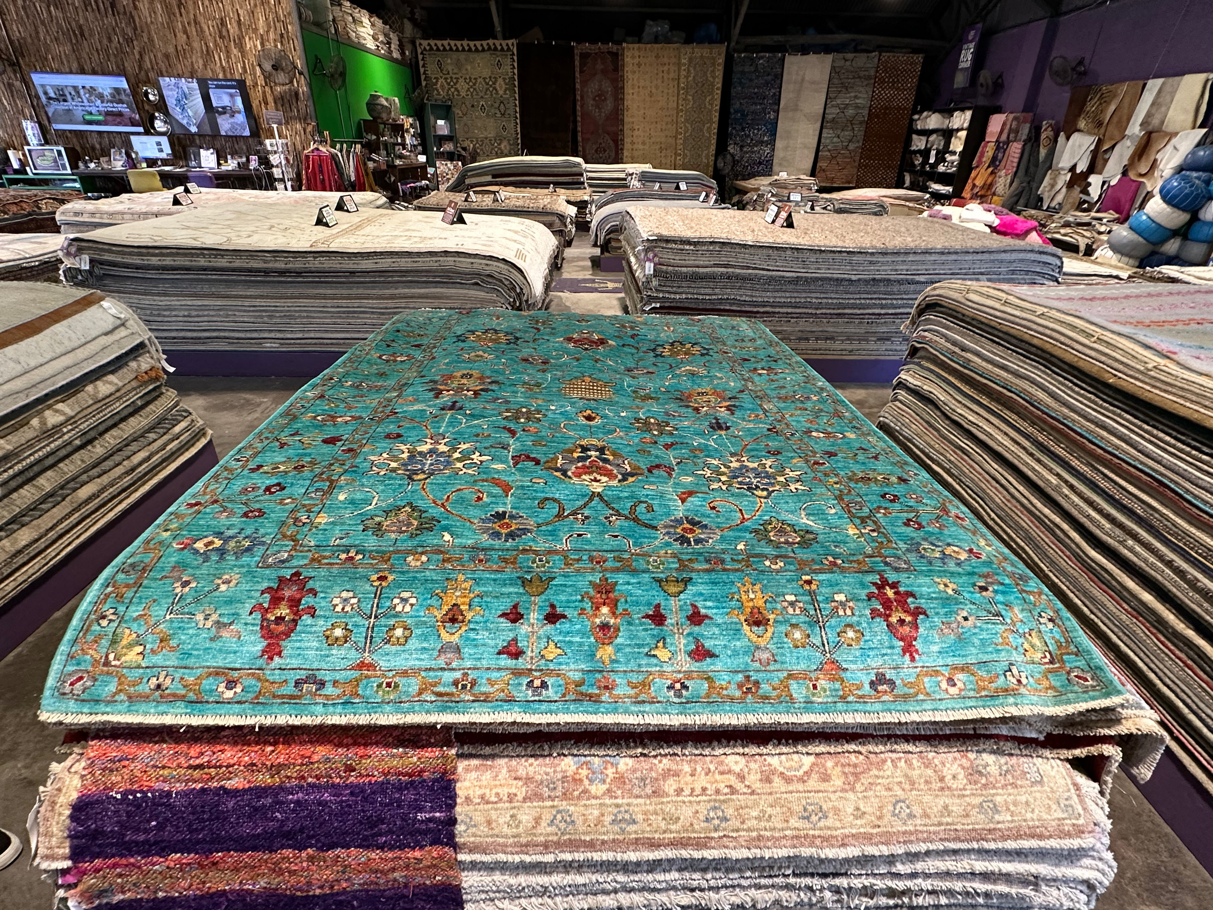 Gemma Morton 4.11x6.9 Afghani Sultani