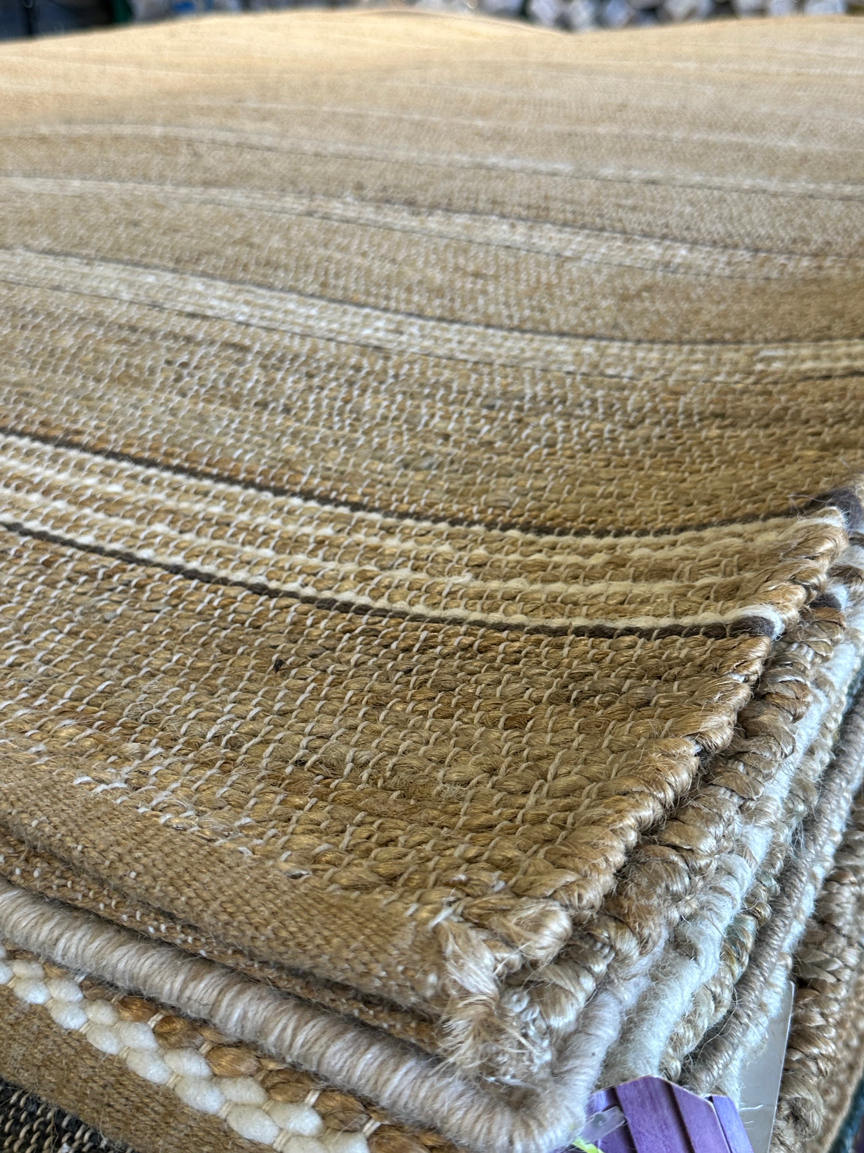 Count Basie Handwoven Striped Natural Jute Rug (Multiple Sizes)
