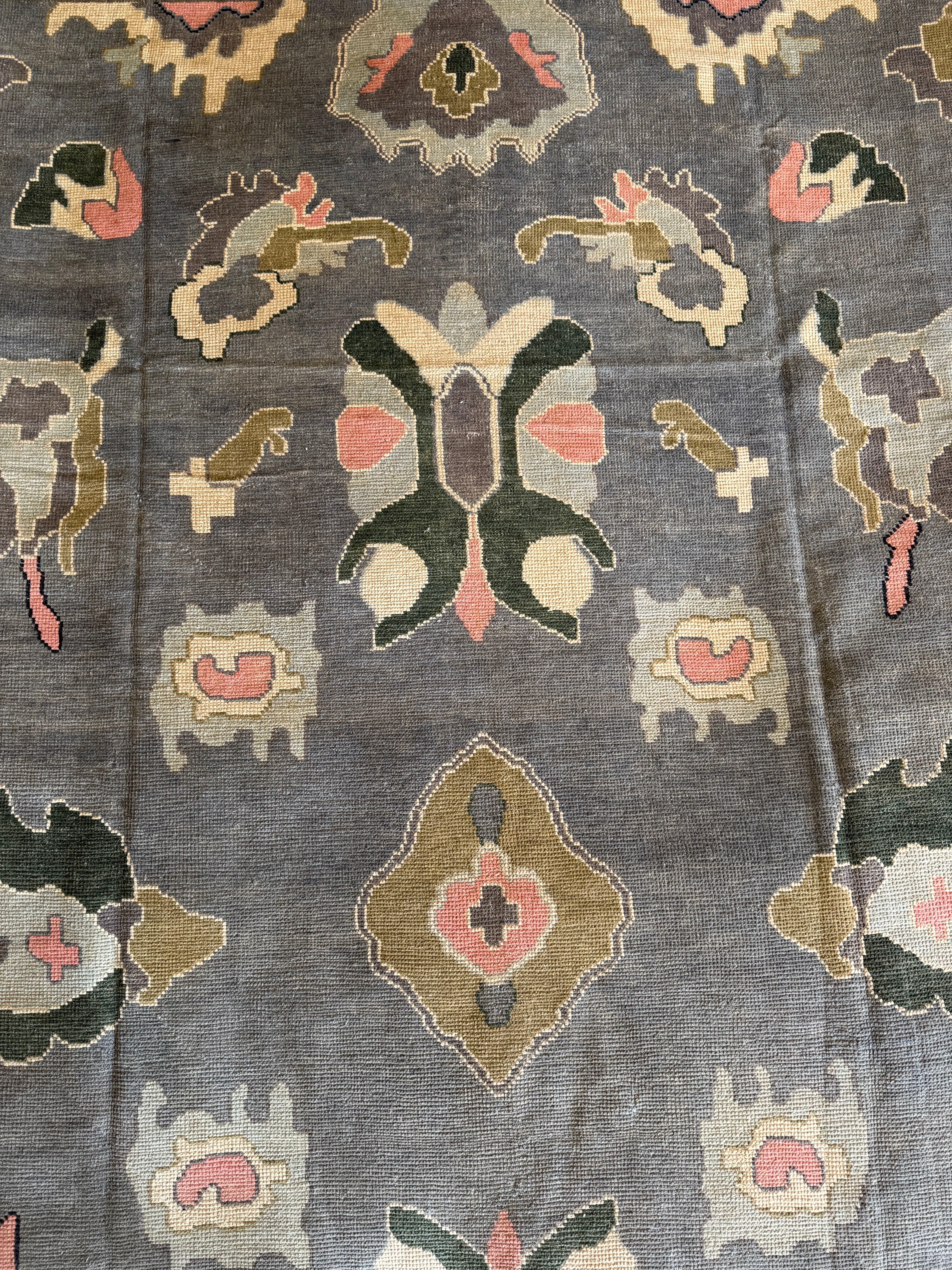 Liv Walker 10.1x13.9 Grey Afghani Oushak