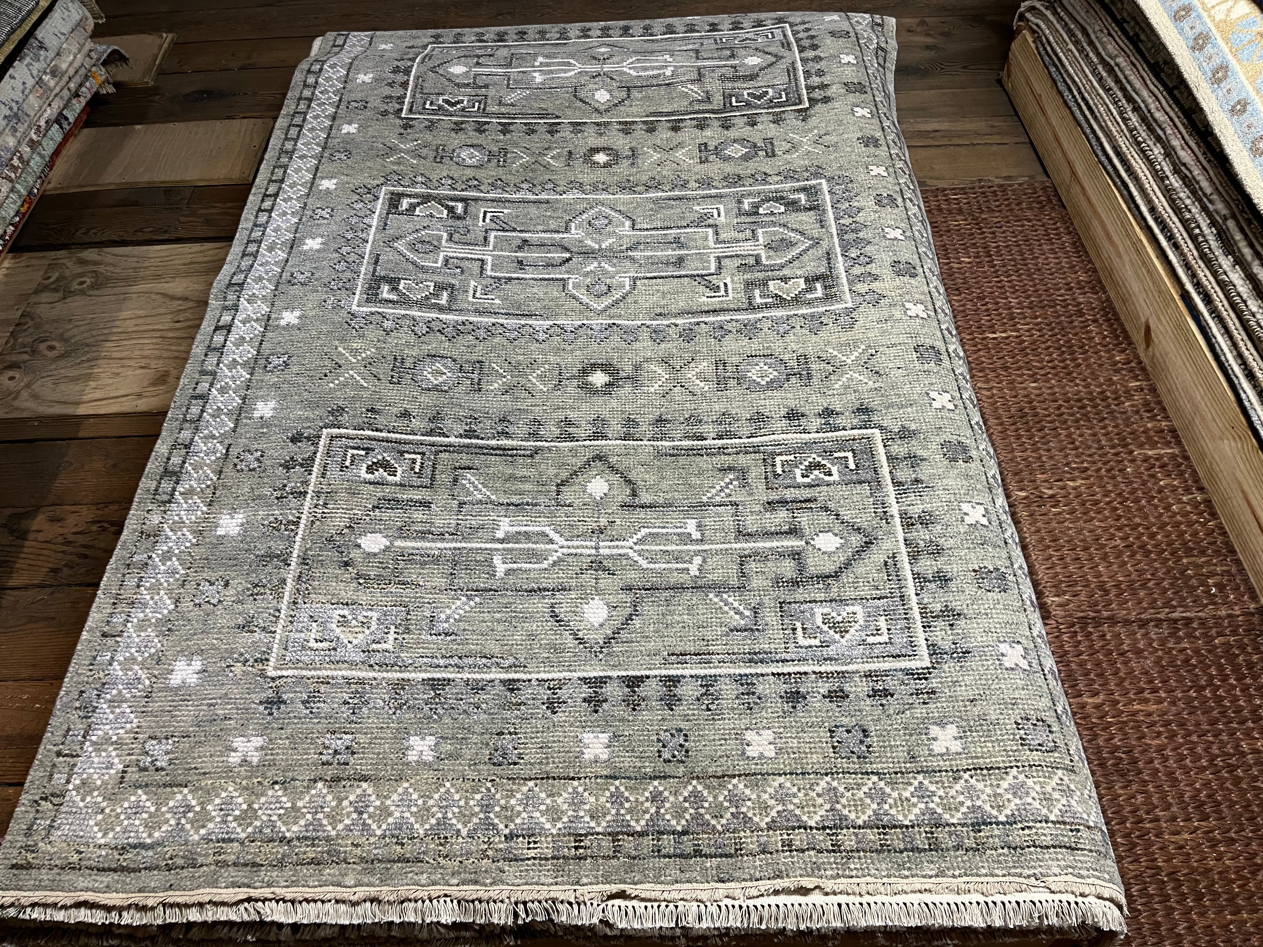 Dazzler 5.6x8.6 Light Green Hand-Knotted Oushak Rug | Banana Manor Rug Company