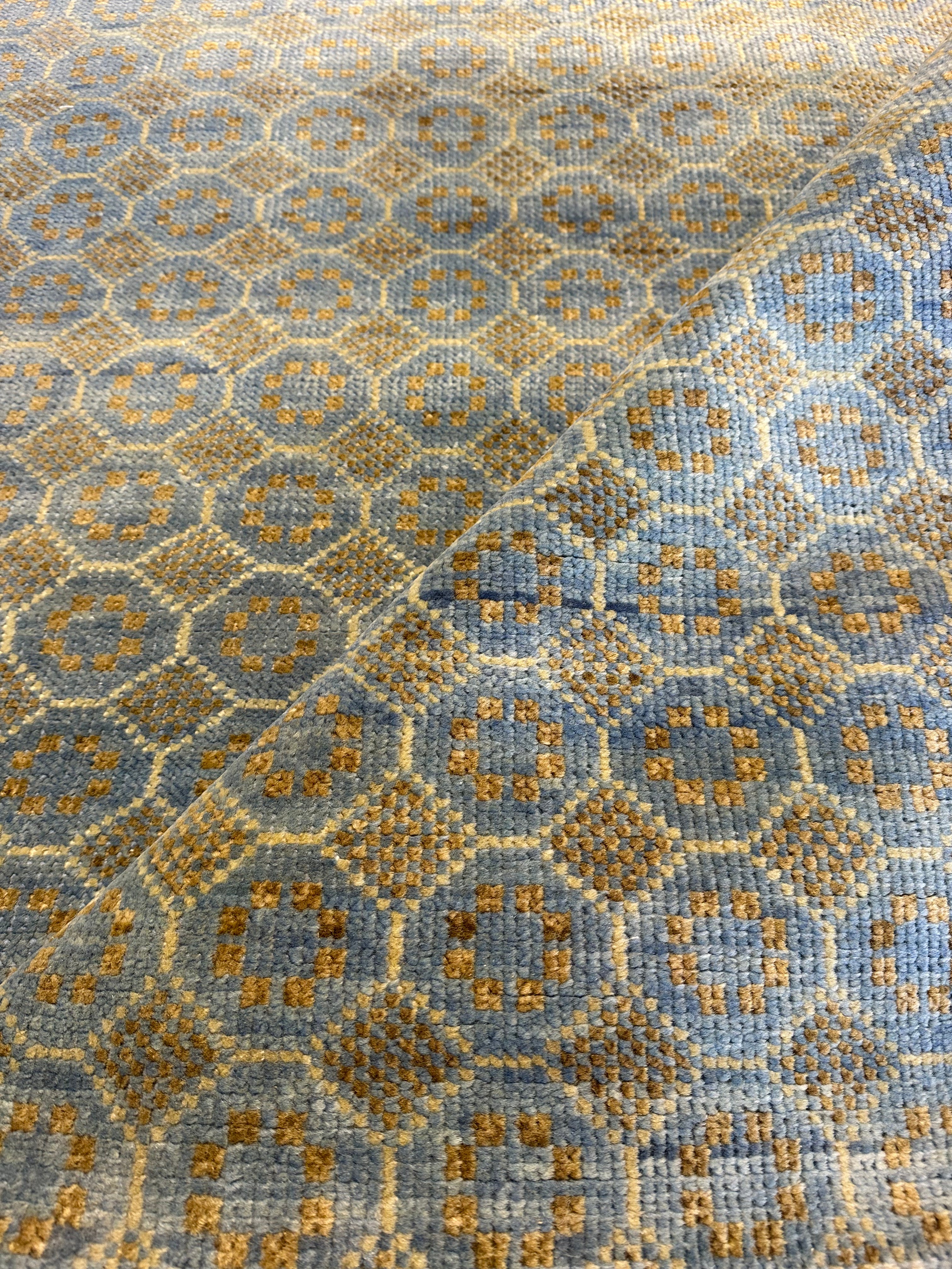 Santino Fontana 8x10 Blue Hand-Knotted Modern Style Rug