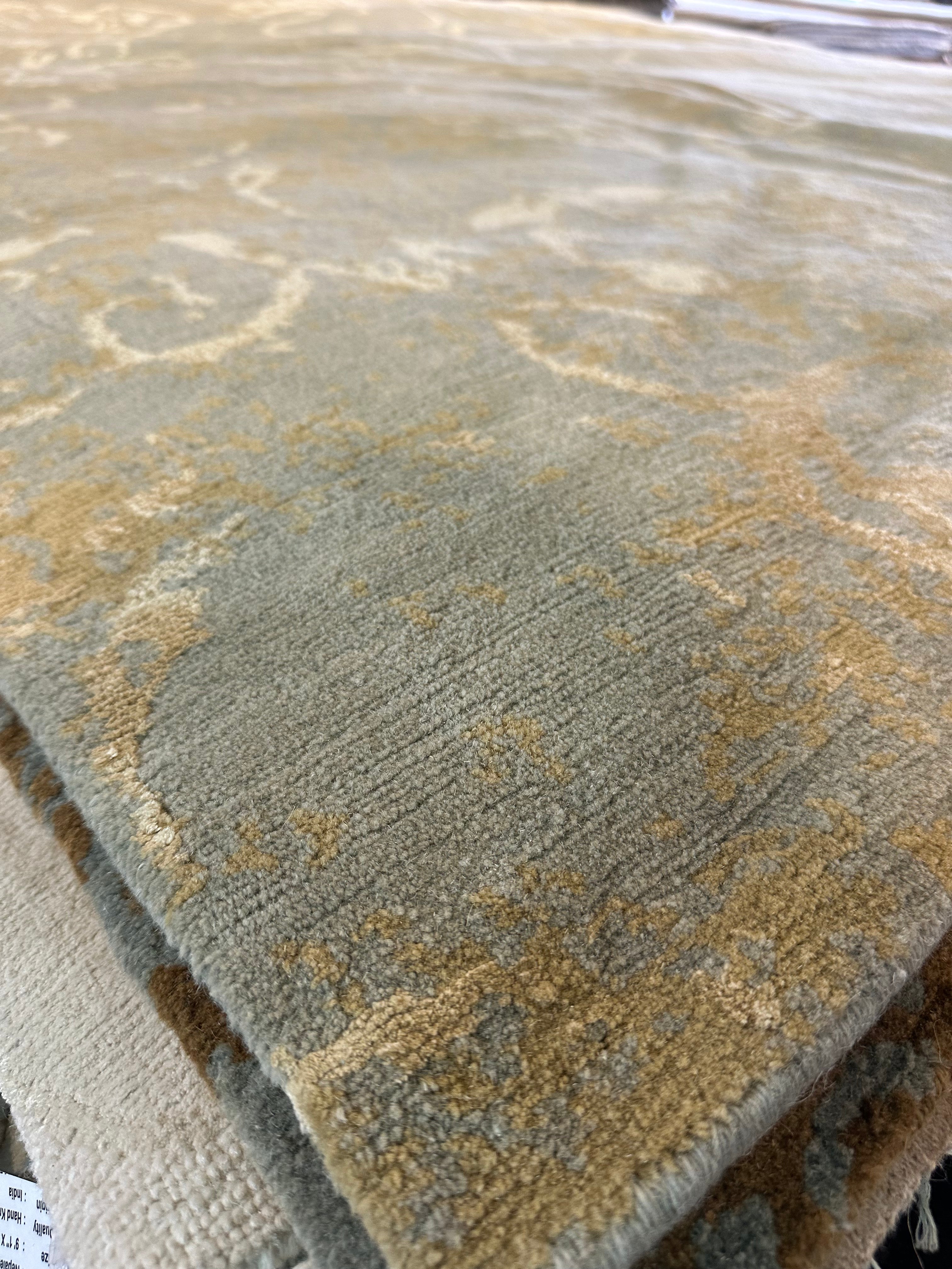 Josh Royal 9x12 Star North Shore Tibetan Rug