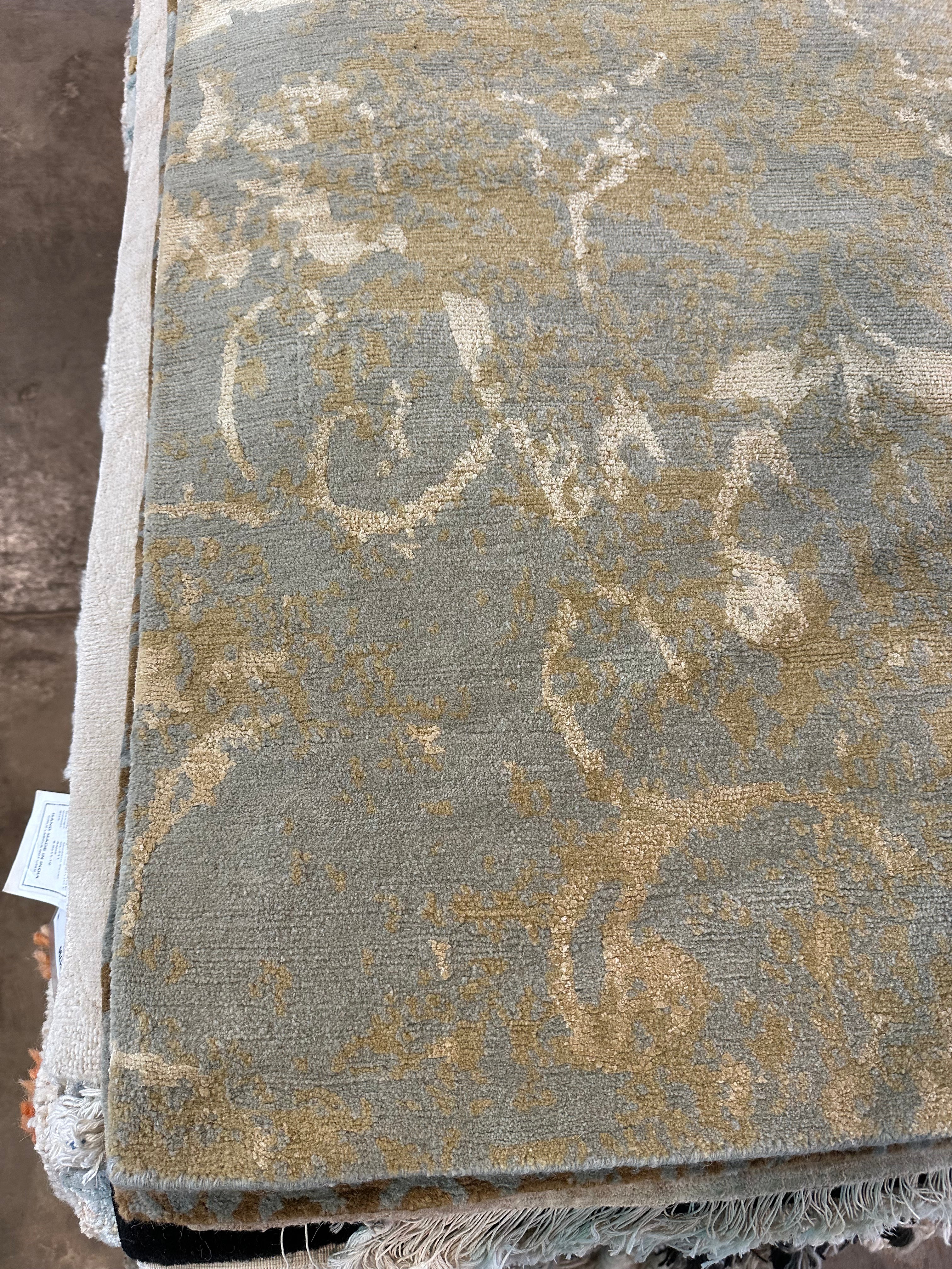 Josh Royal 9x12 Star North Shore Tibetan Rug