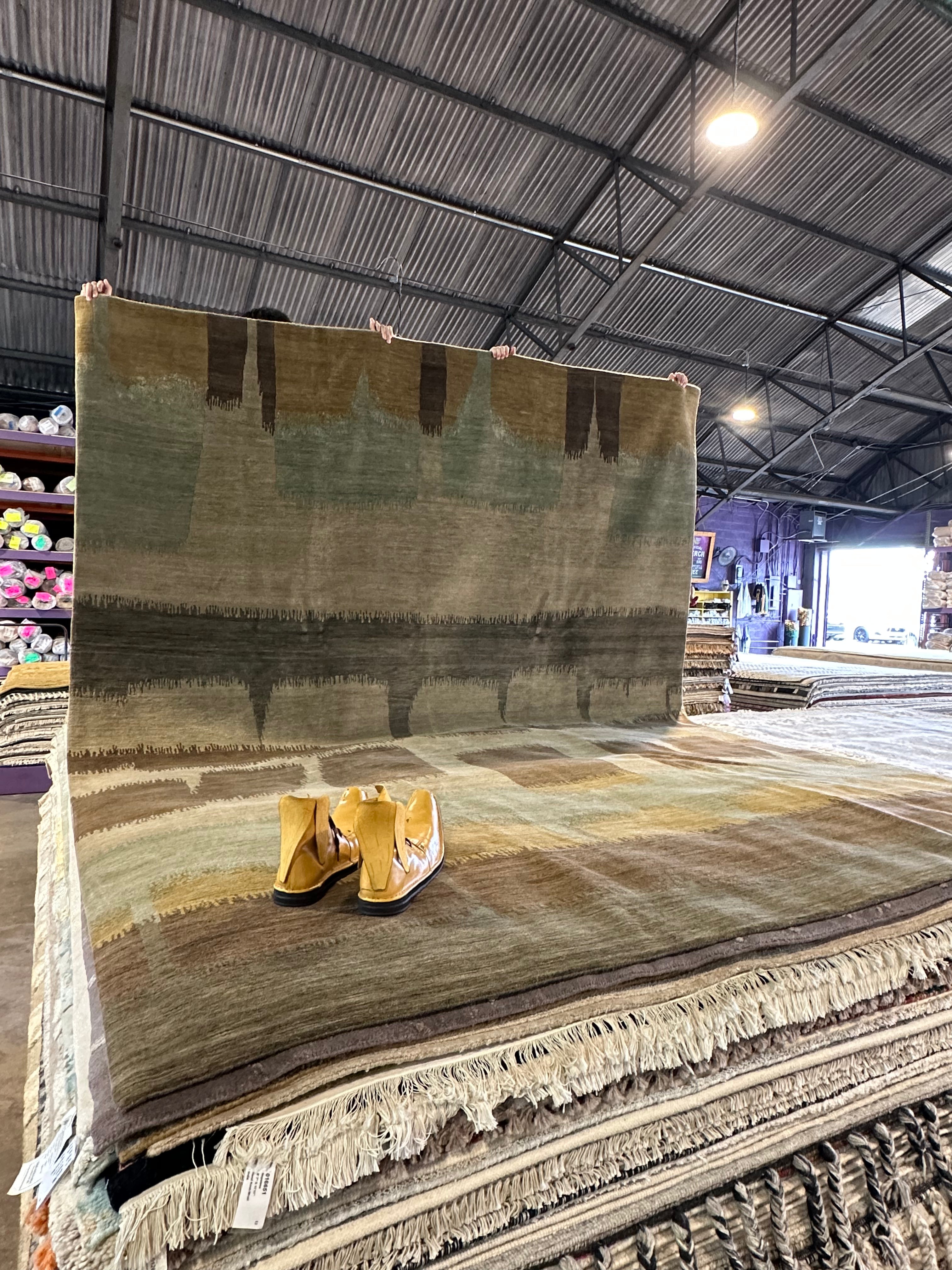 Hudson Hughes 9x12 Phases Springhill Tibetan Rug