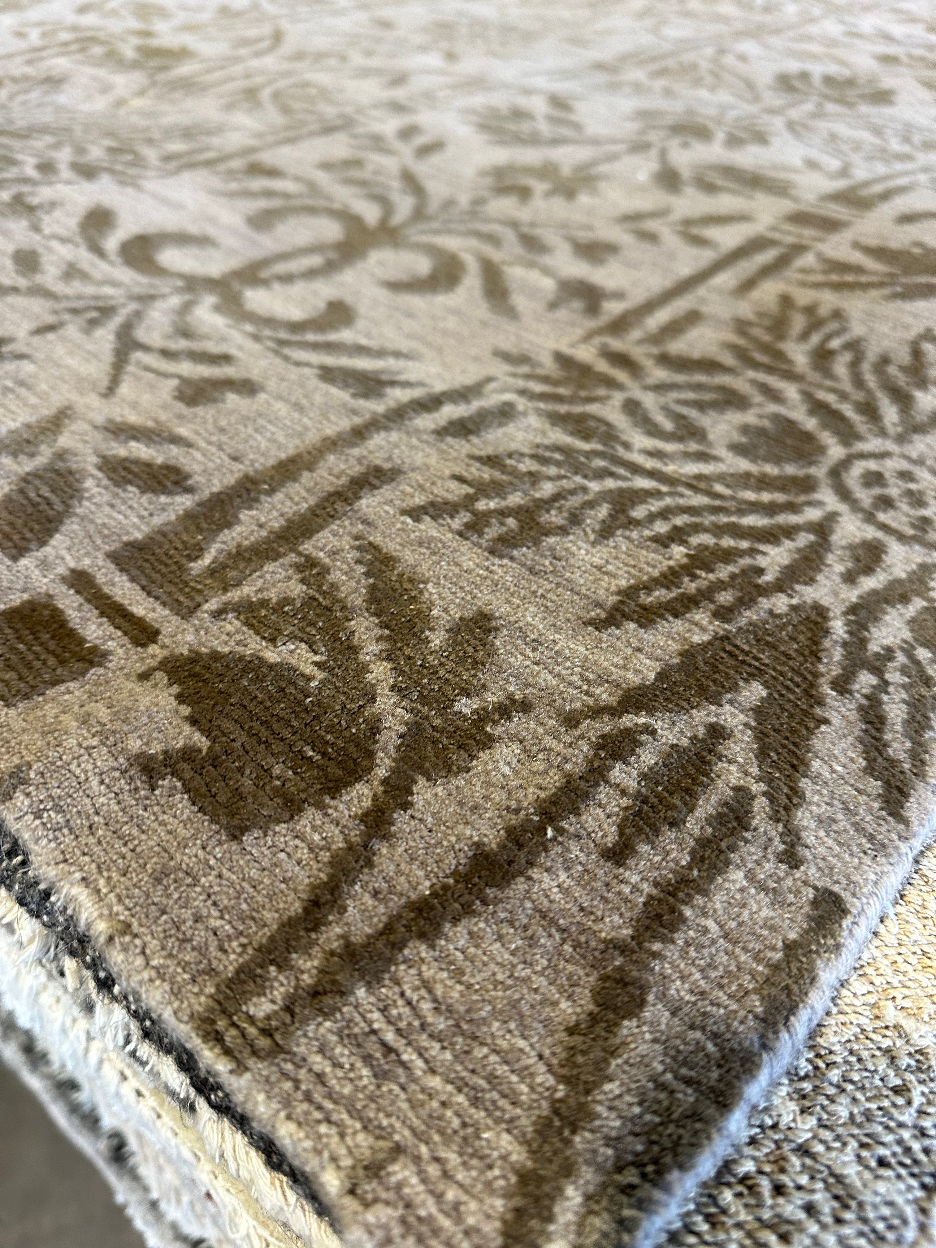 Robert Dupont 10x14 Atlie Platinum Tibetan Rug