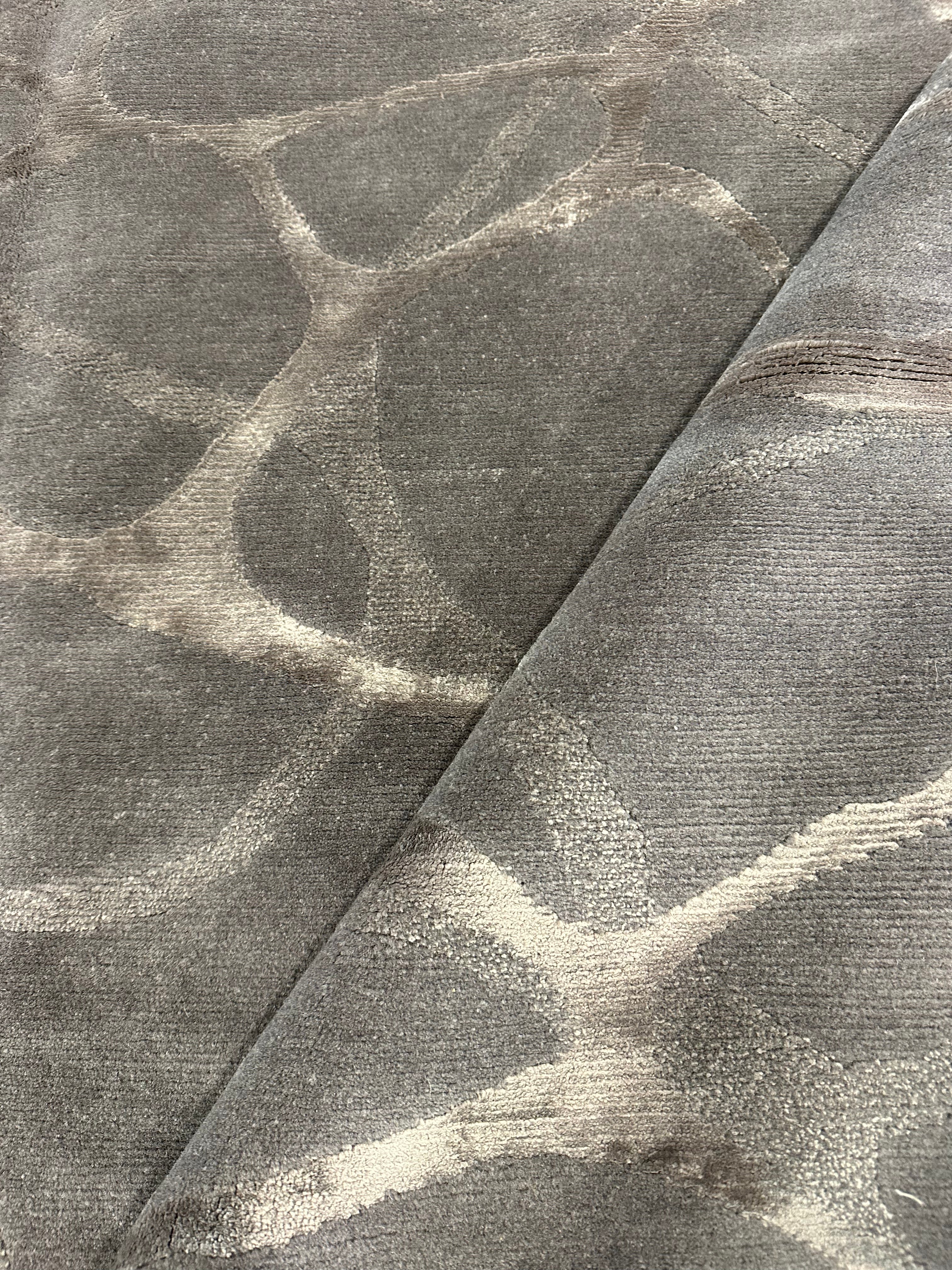Will Folks 6x9 Grey Impressions Rug - CLEARANCE 30% off