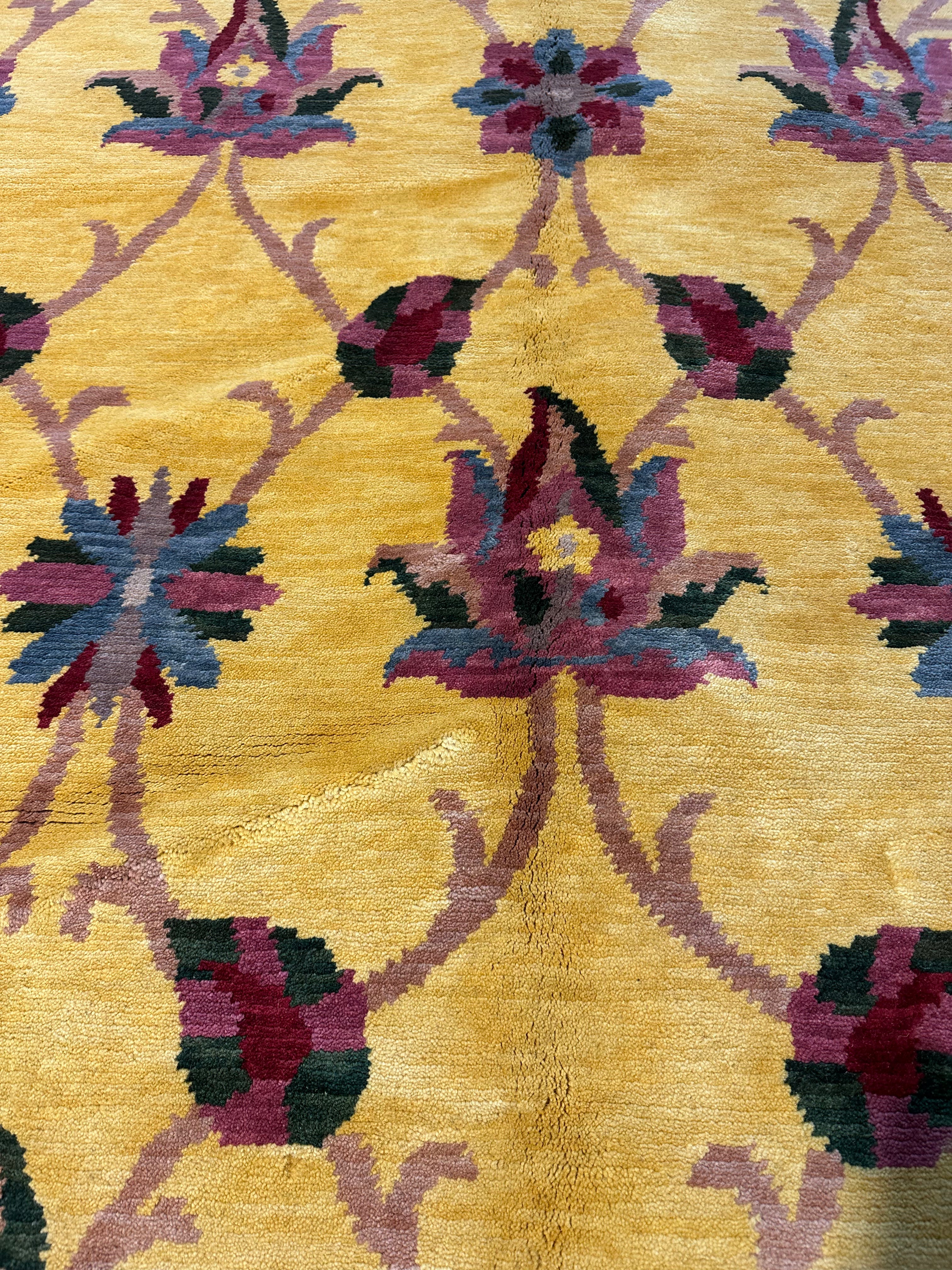 Michelle Marshall 5.8x8.9 Yellow Nepalese Rug - CLEARANCE 30% off