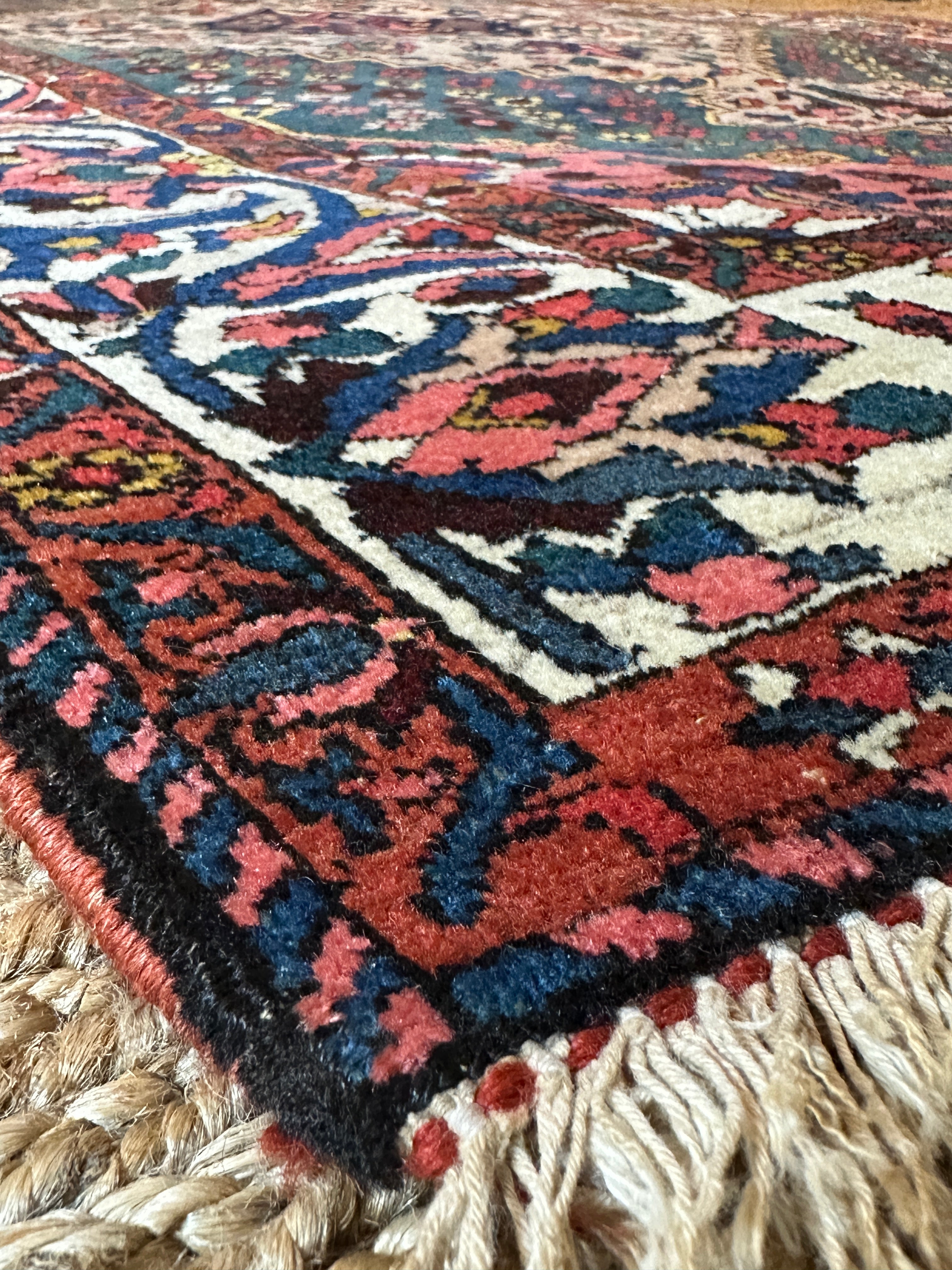 Antique 1920's West Persian Bakhtiari Rug 4.3x7