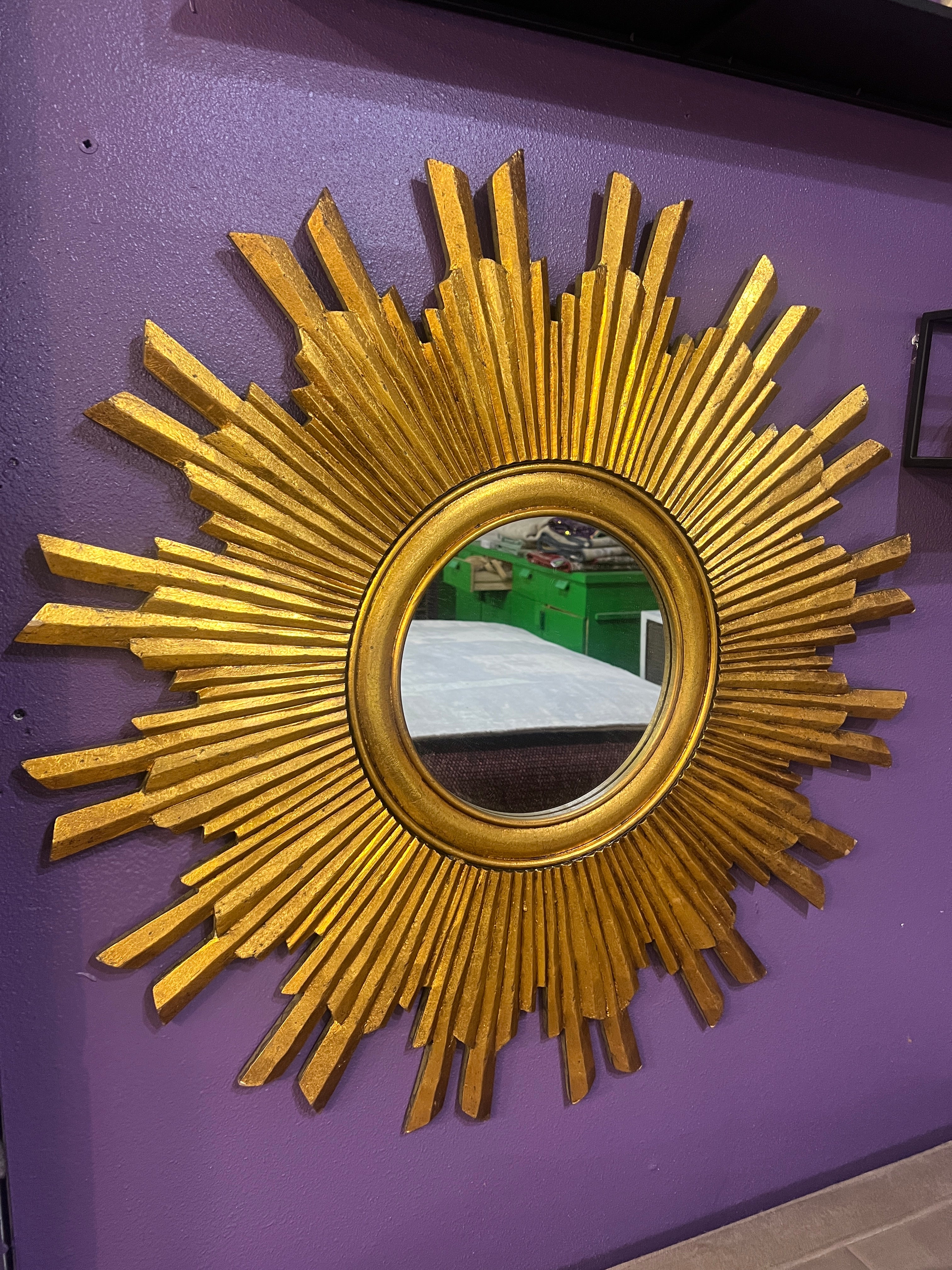 Sunburst Wall Mirror 35" Round