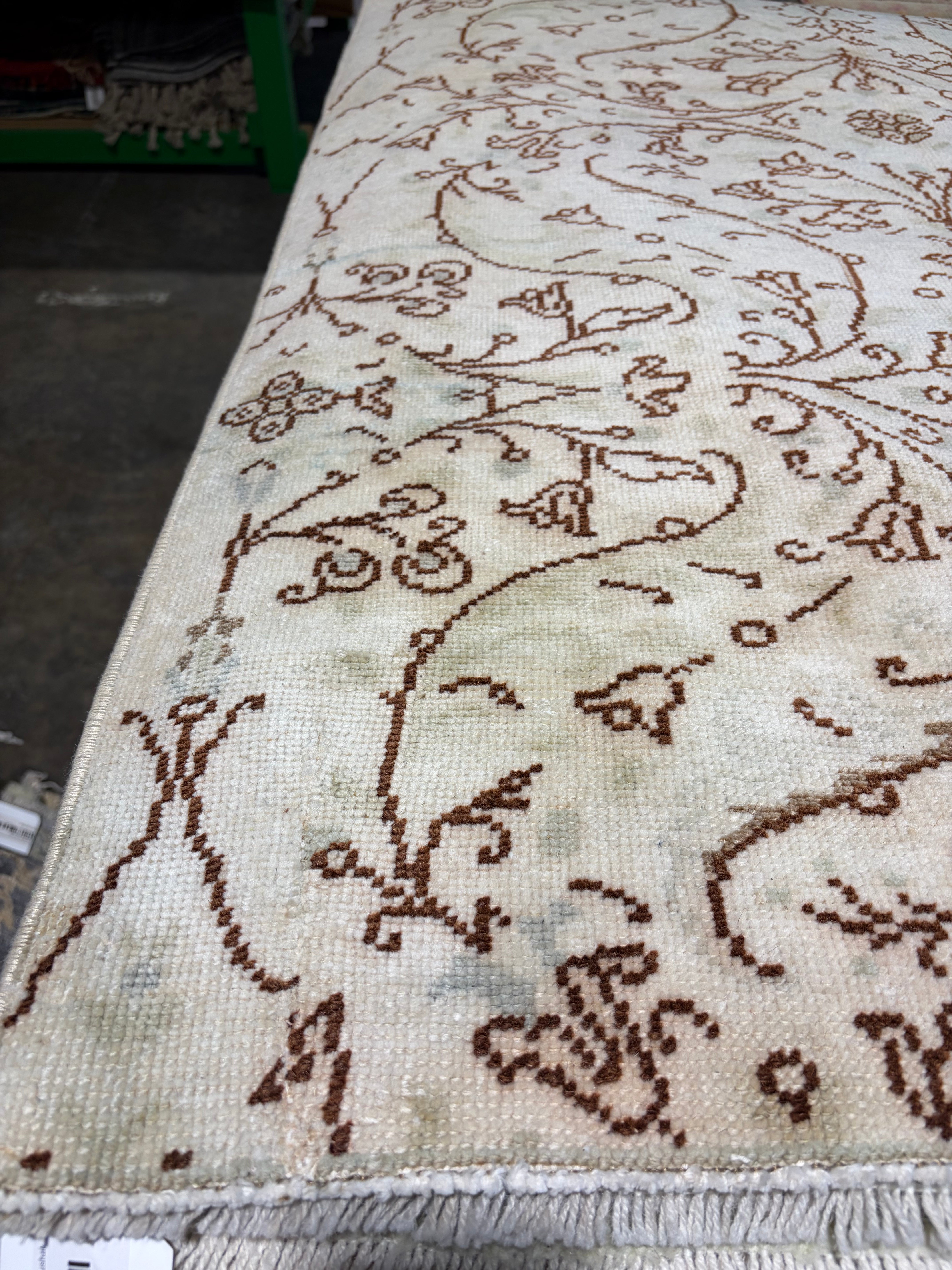 Hannah Brown 3.2x5.7 Cream Hand-Knotted Vintage Turkish Oushak