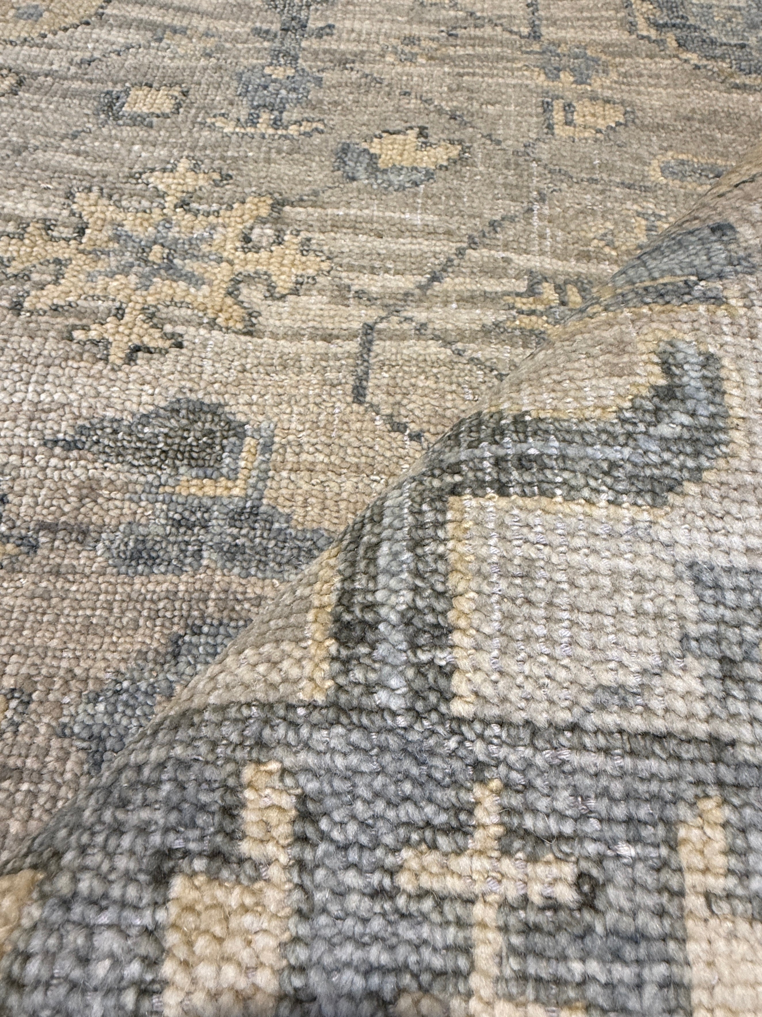 Dianna 8x10 Grey and Beige Hand-Knotted Oushak Rug