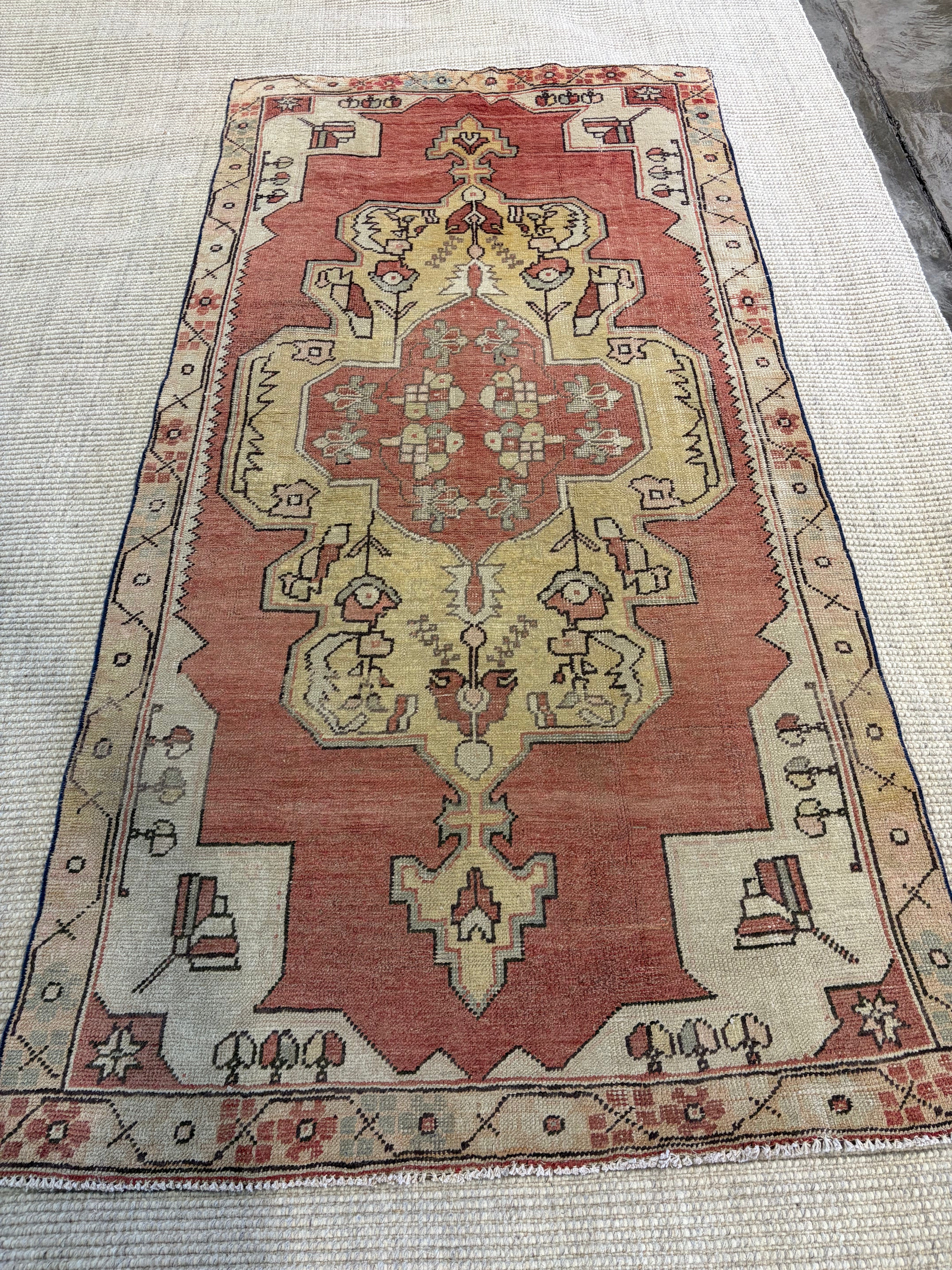 Ann Martin 3.11x7.9 Red Hand-Knotted Vintage Turkish Oushak