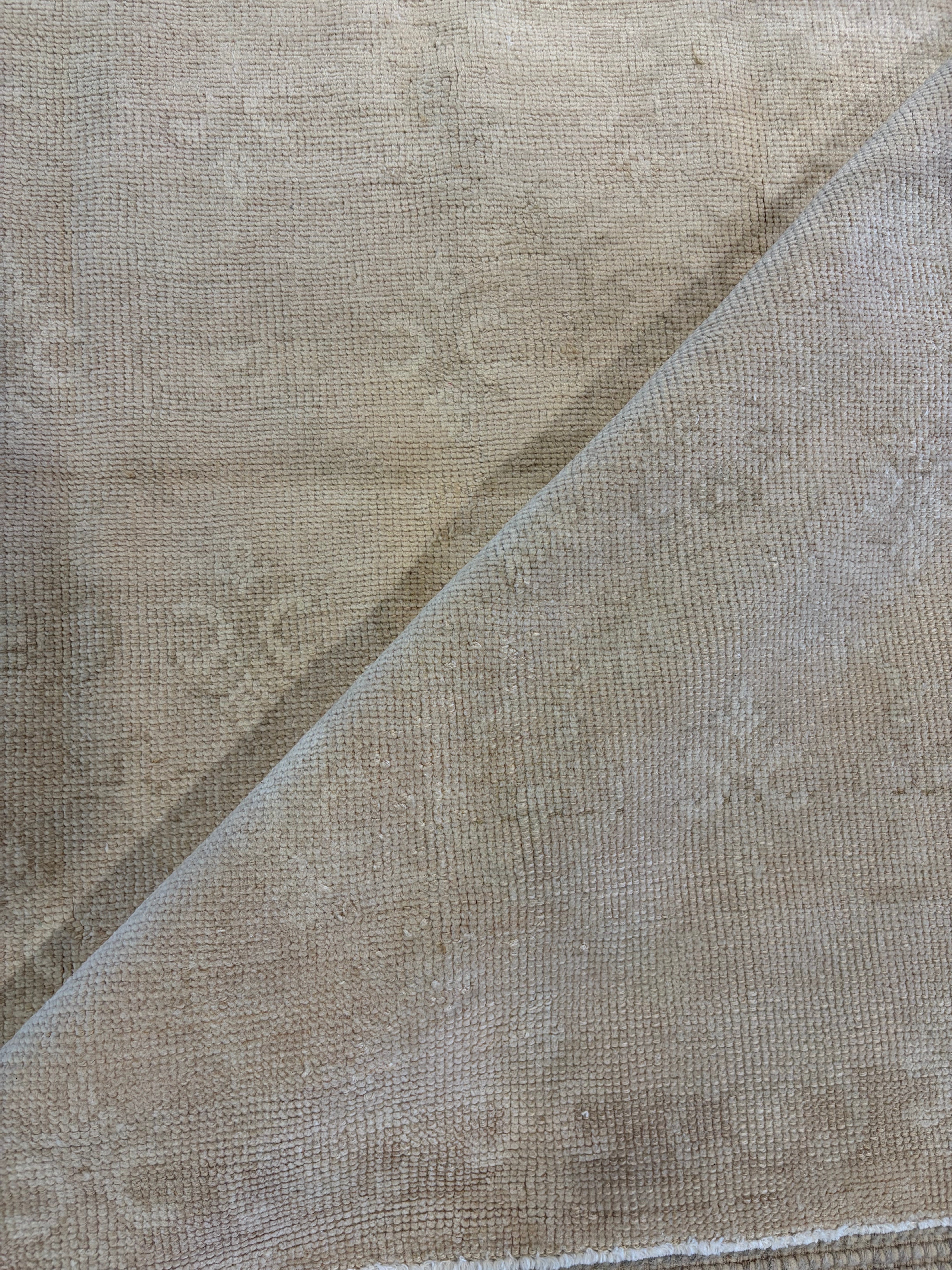 Ciara Mongo 4.4x7.3 Cream Hand-Knotted Vintage Turkish Oushak