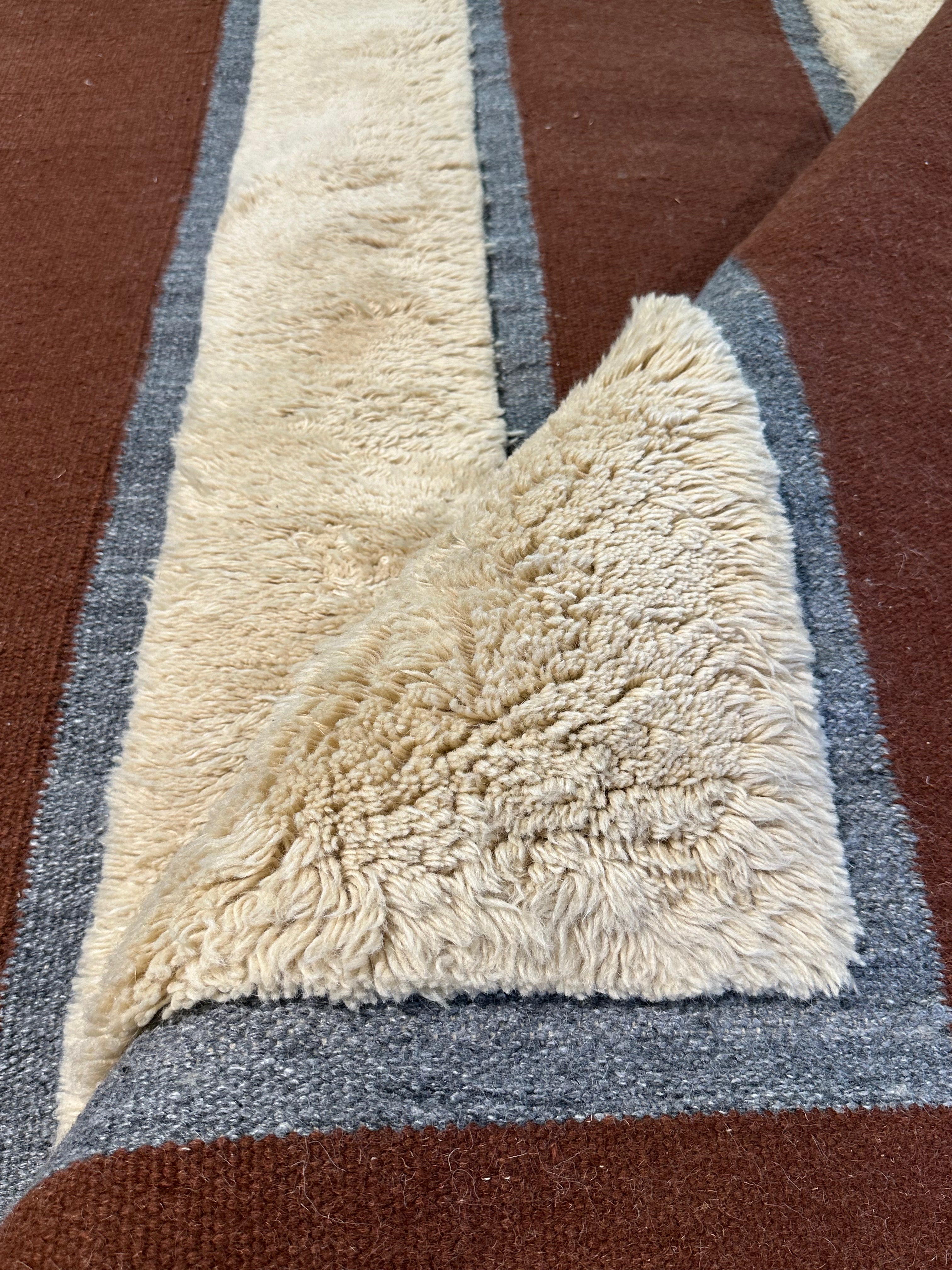 Zac Clark 6.9x9.6 Brown Handwoven Modern Rug