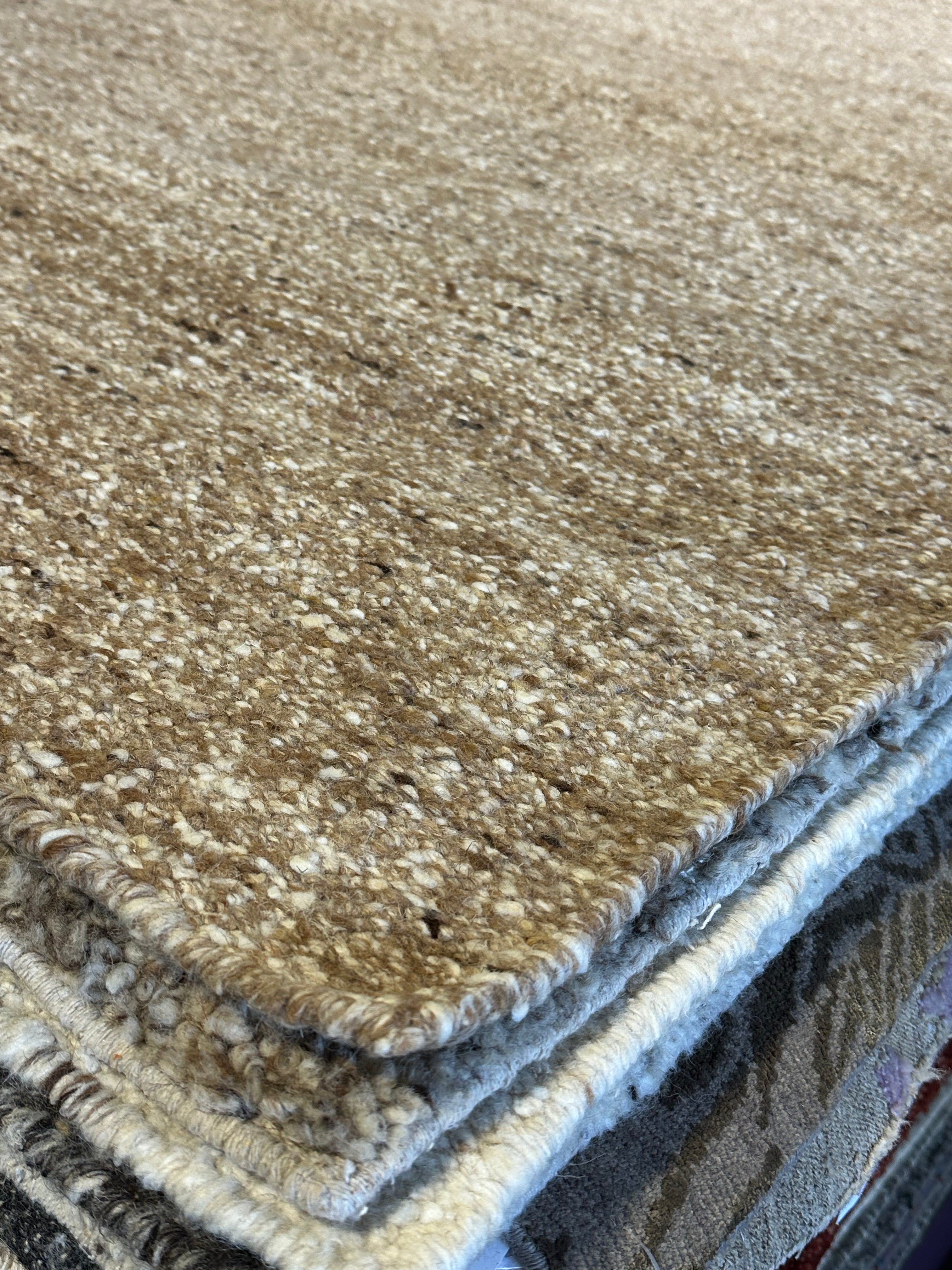 Aaron Jacobs Beige Handwoven Modern Durrie Rug (Multiple Sizes)