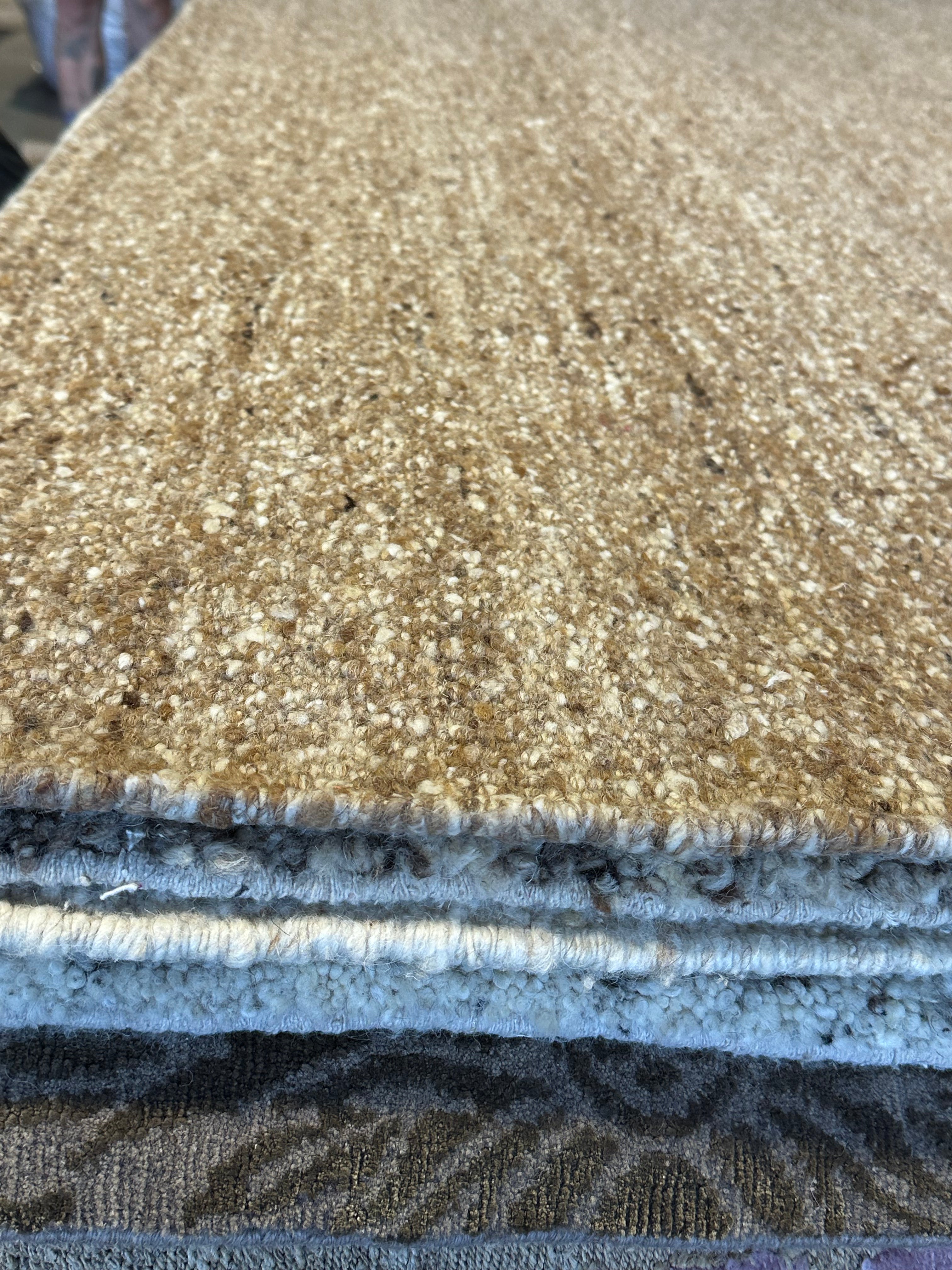 Aaron Jacobs Beige Handwoven Modern Durrie Rug (Multiple Sizes)