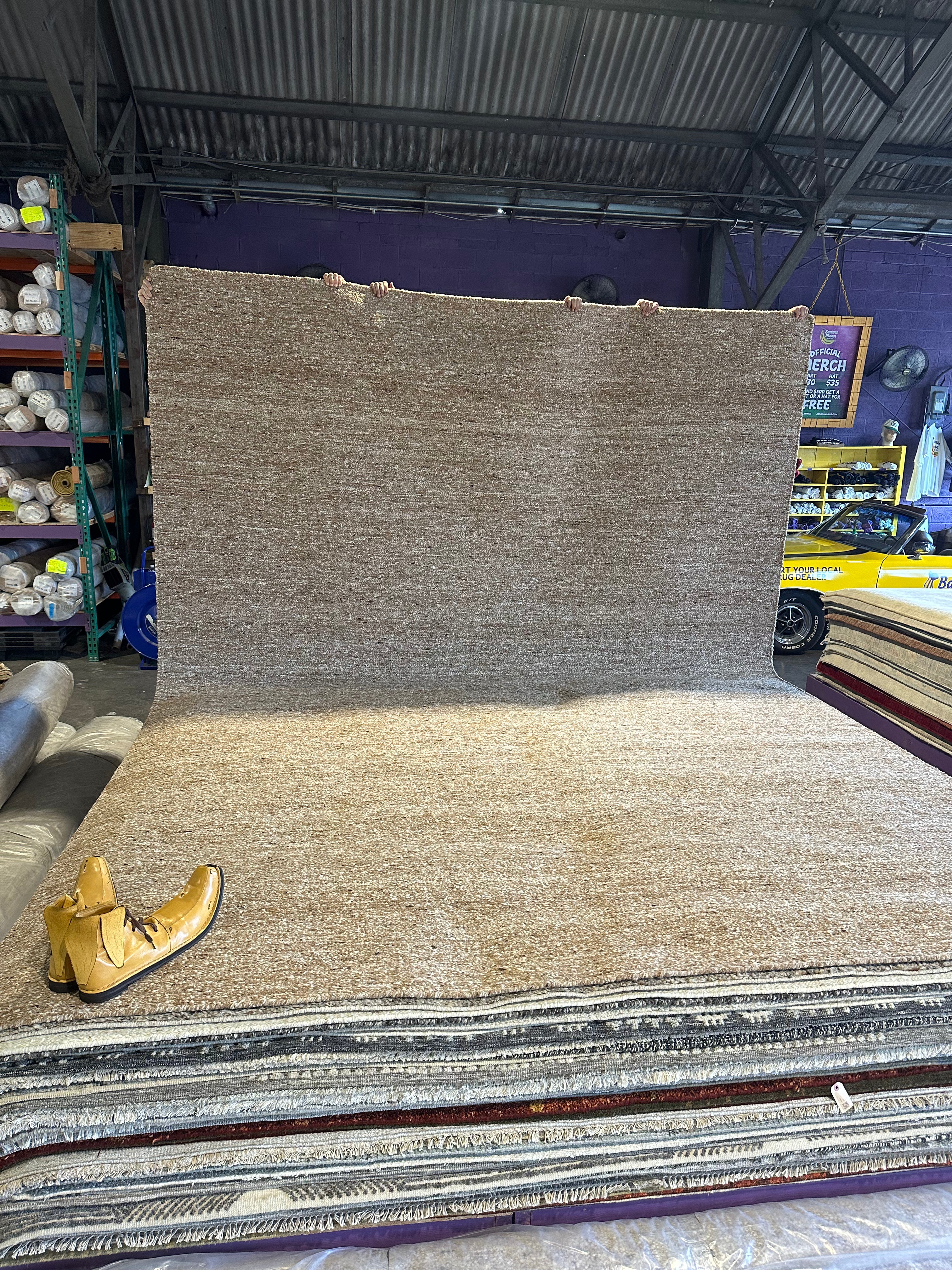 Aaron Jacobs Beige Handwoven Modern Durrie Rug (Multiple Sizes)