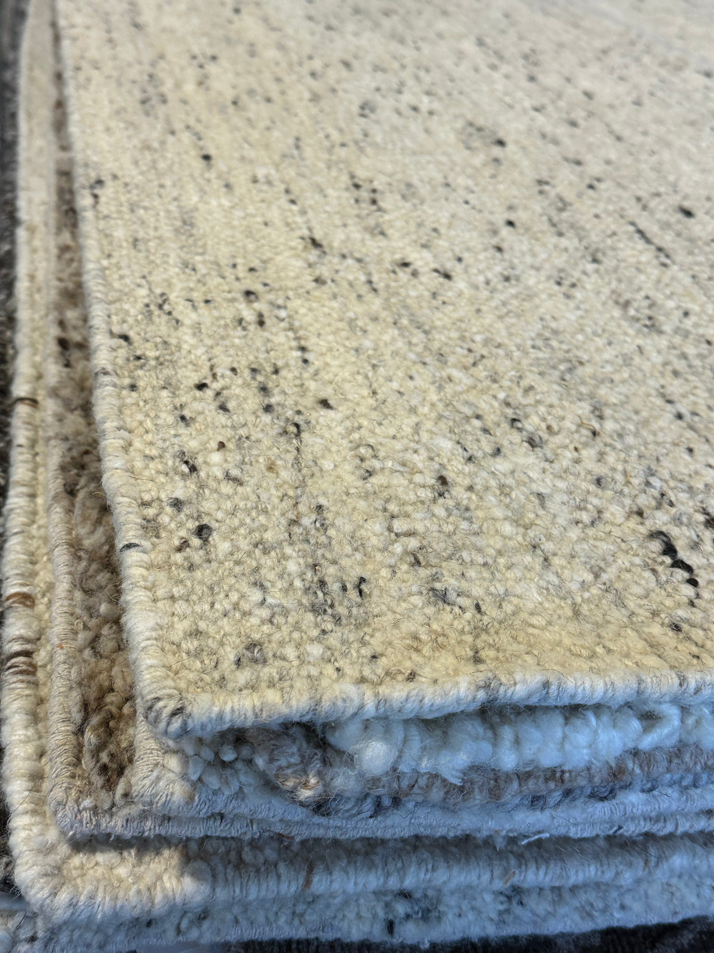 Zak Steiner White & Grey Handwoven Modern Durrie Rug (Multiple Sizes)