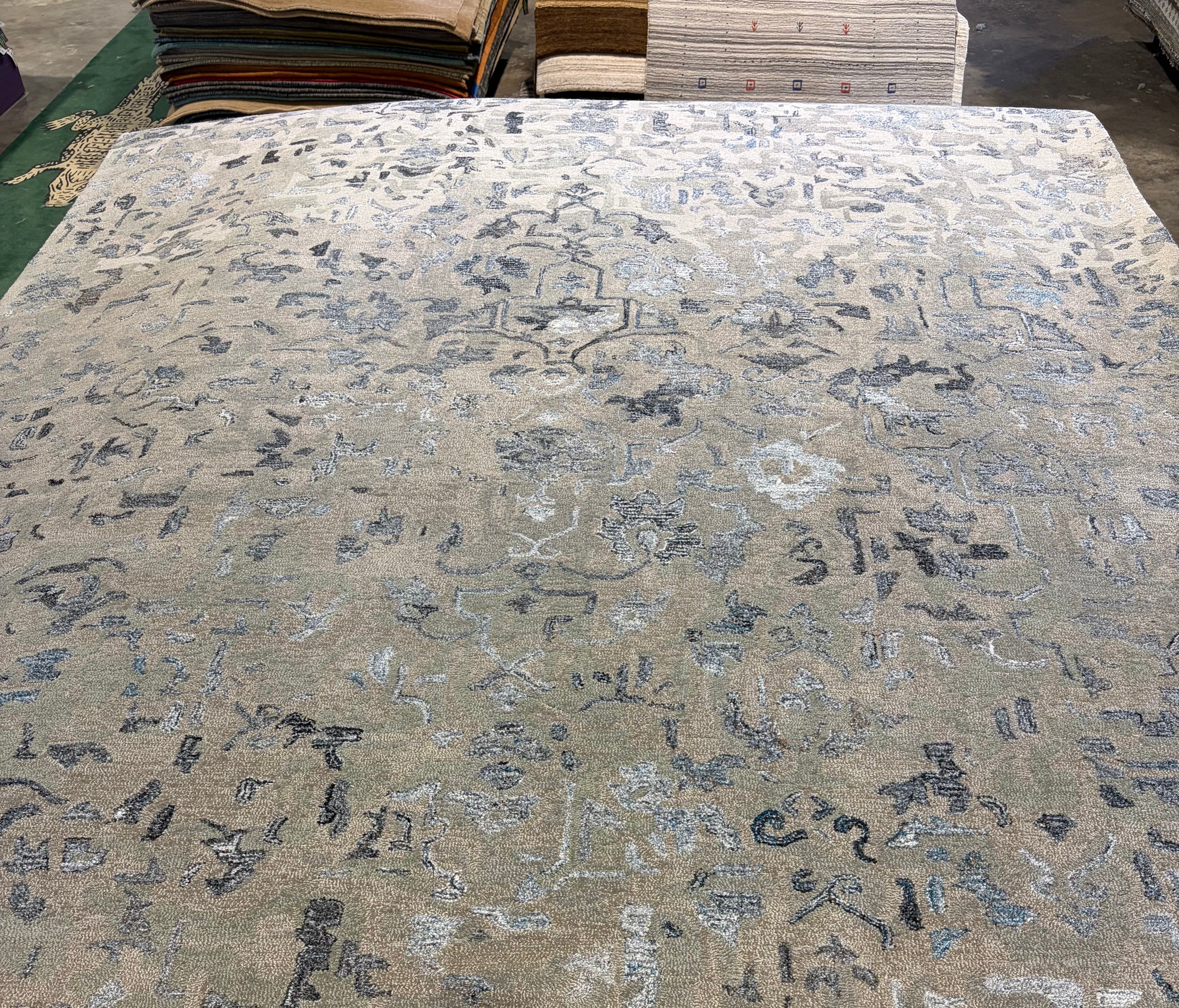 Gwili Andre 8x11 Grey and Dark Grey Hand-Tufted Rug