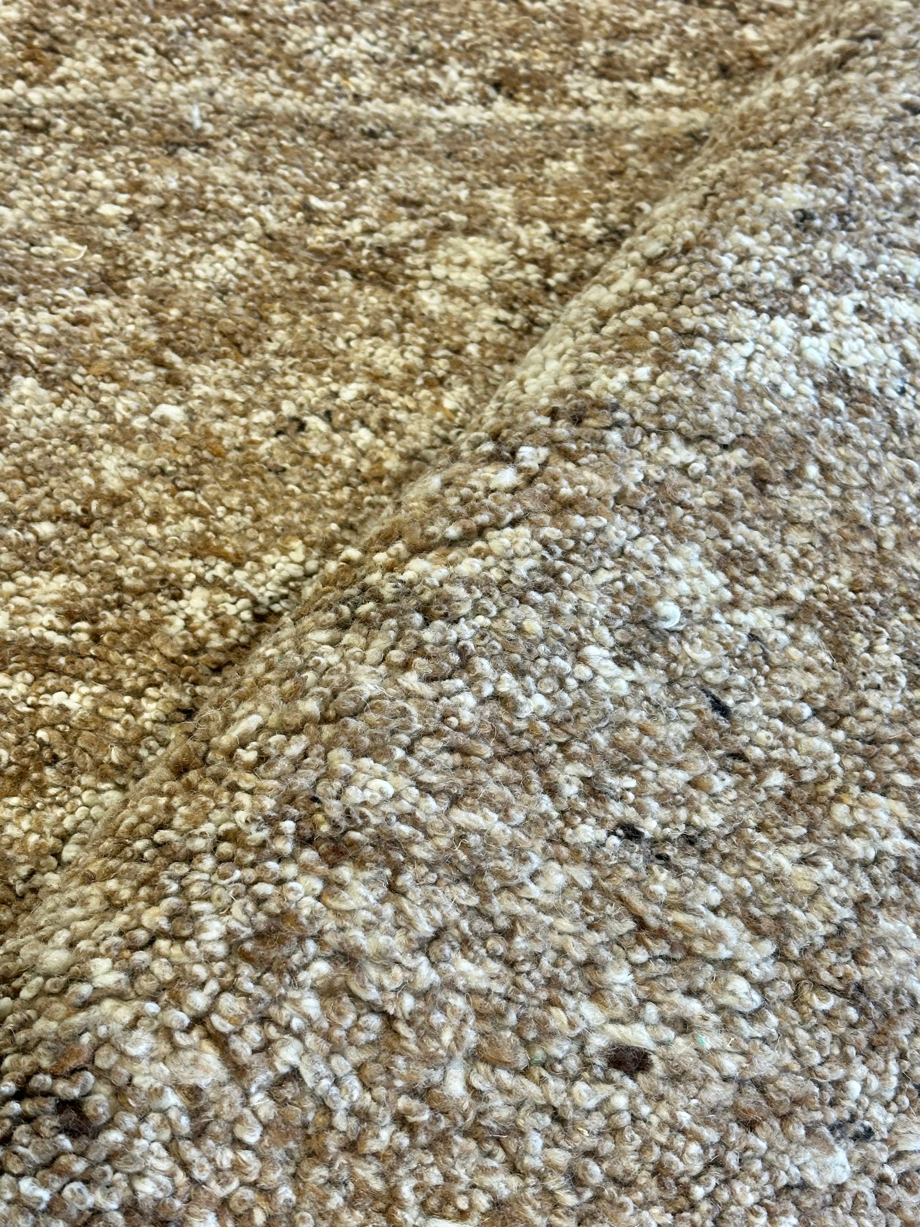 Javon Walton Brown Handwoven Modern Durrie Rug (Multiple Sizes)