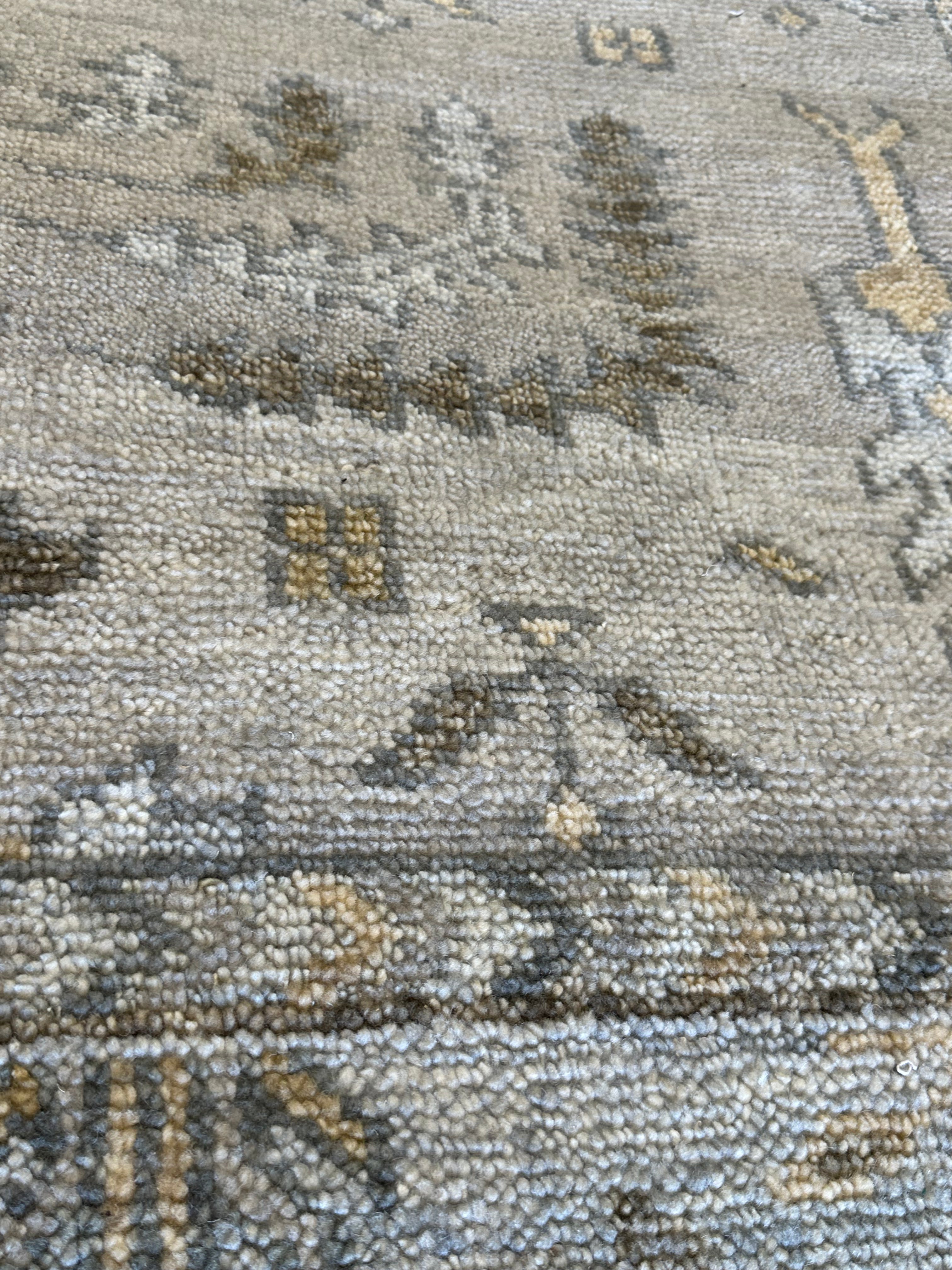 Meredith Ellis 8x10 Grey and Tan Hand-Knotted Oushak Rug