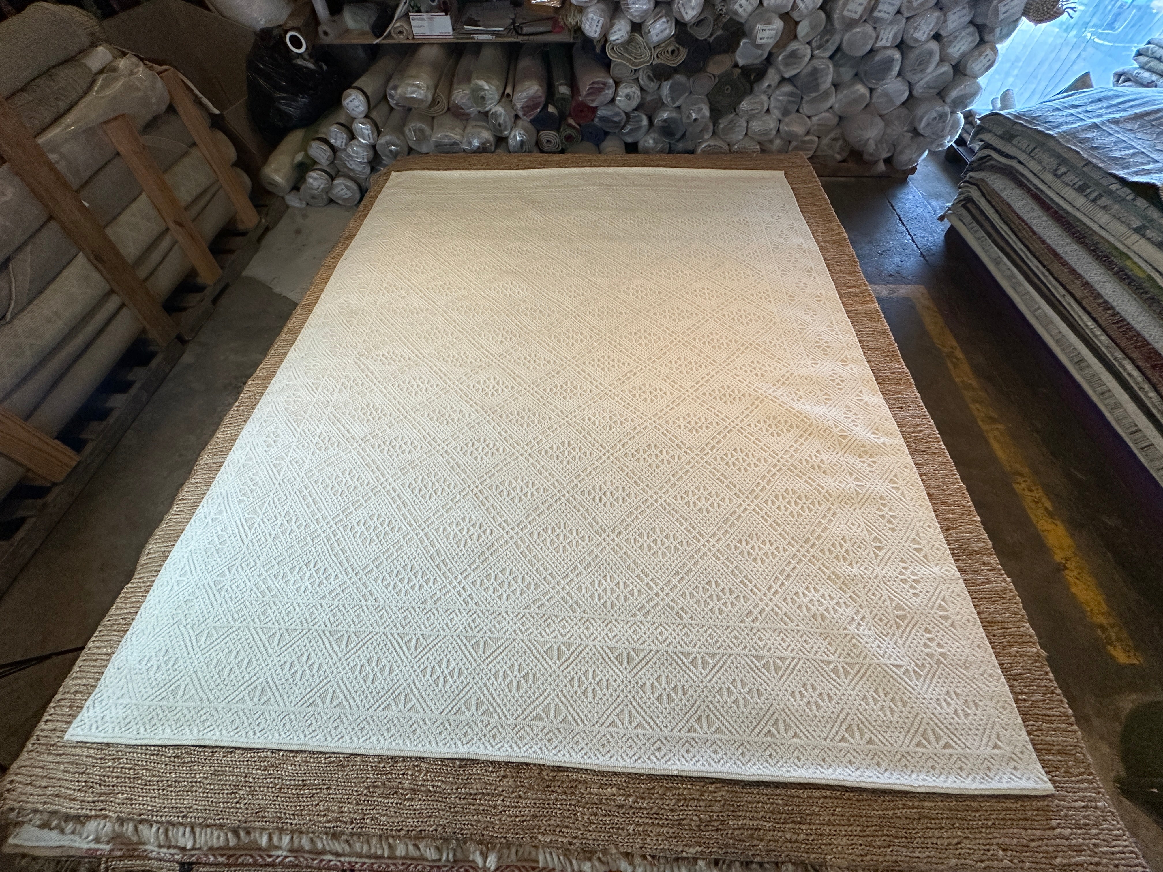 Radcliffe 8x10 Hand-Knotted Ivory High Low