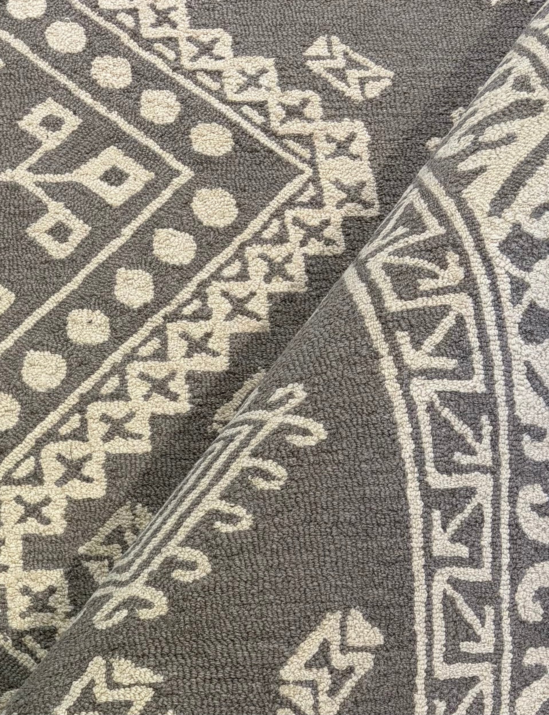 Sherri Moon 8x10 Brown and Ivory Hand-Tufted Modern Rug
