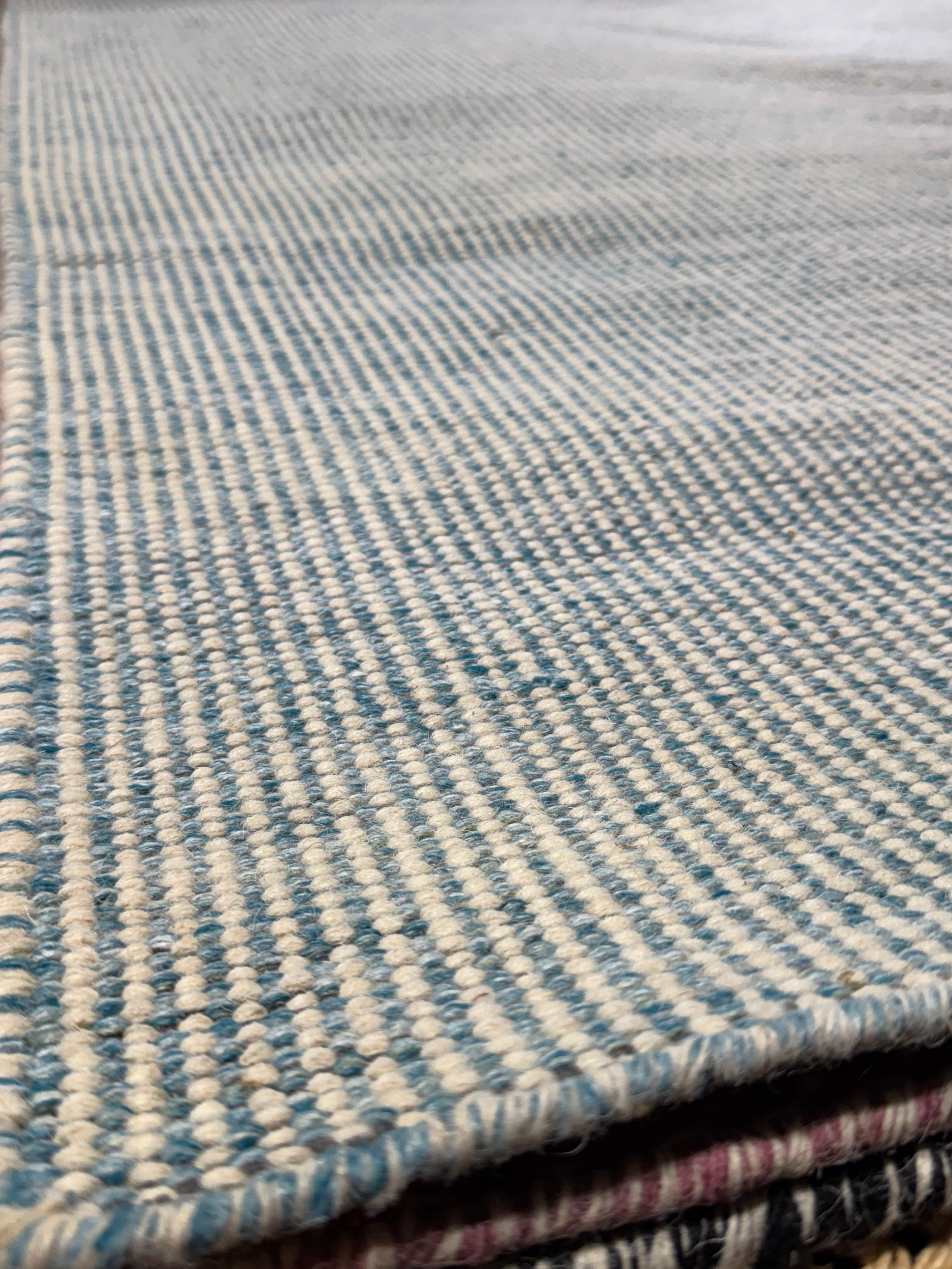 Chickie 5.3x7.6 Handwoven Durrie Rug (Multiple Colors)