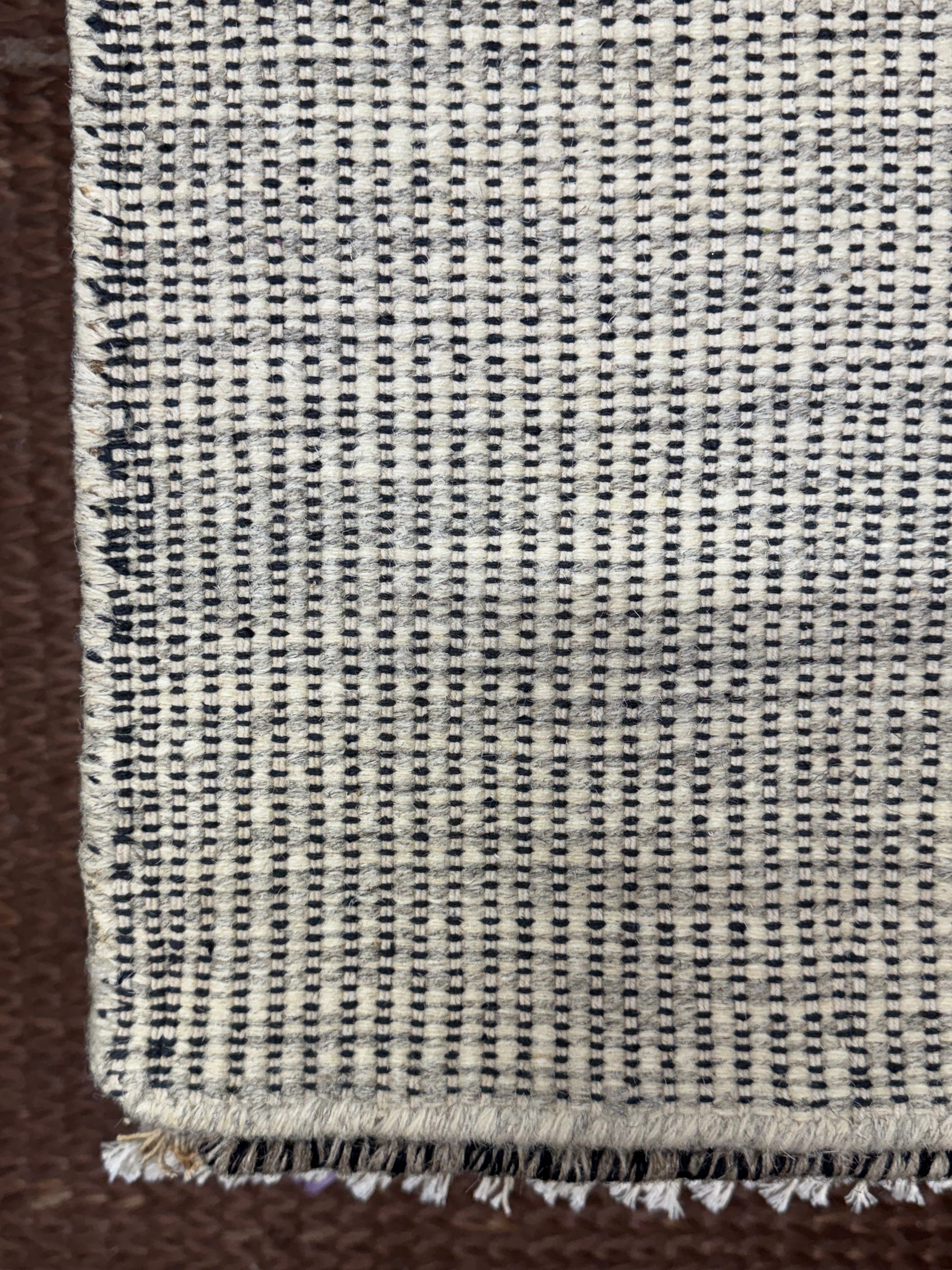 Domenick 5.3x7.6 Grey Handwoven Durrie Rug