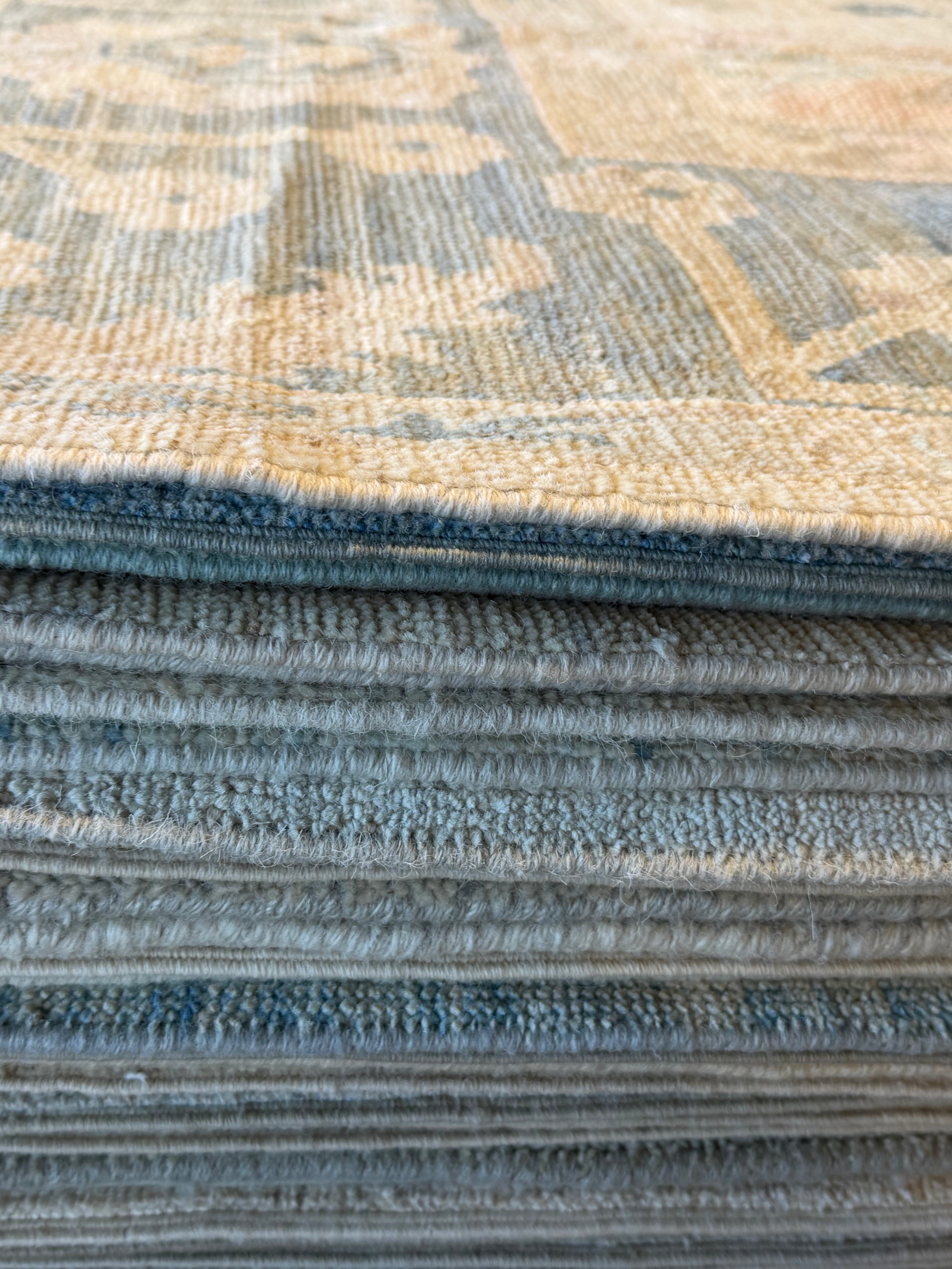 Bria Flemming 7.7x9.5 Cream and Blue Whitewashed Hand-Knotted Oushak