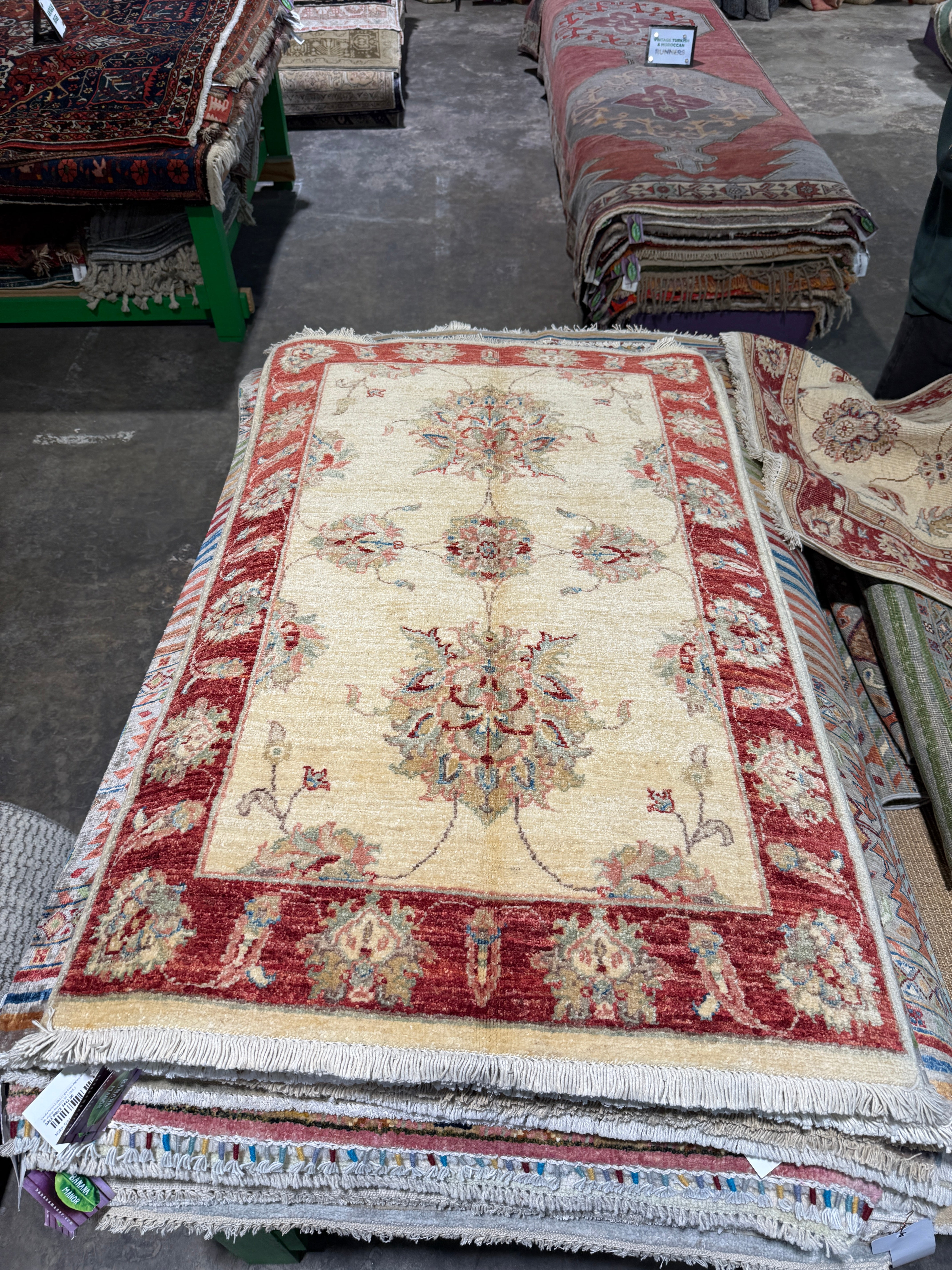 Katherine Kelly 2.8x4.1 Cream and Red Afghani Ziegler Rug