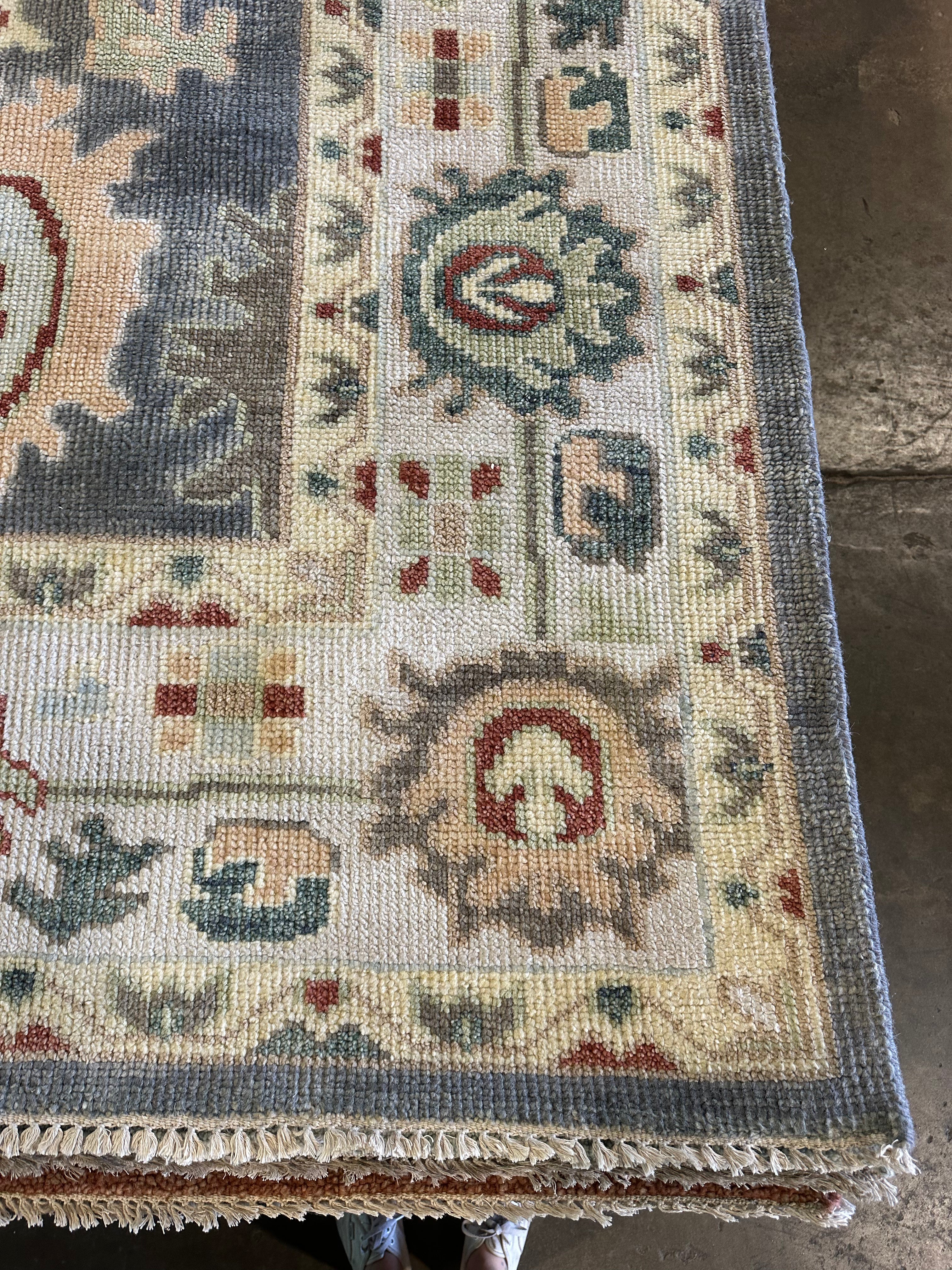 Caroline James 9x11.9 Multi Color Hand-Knotted Oushak Rug