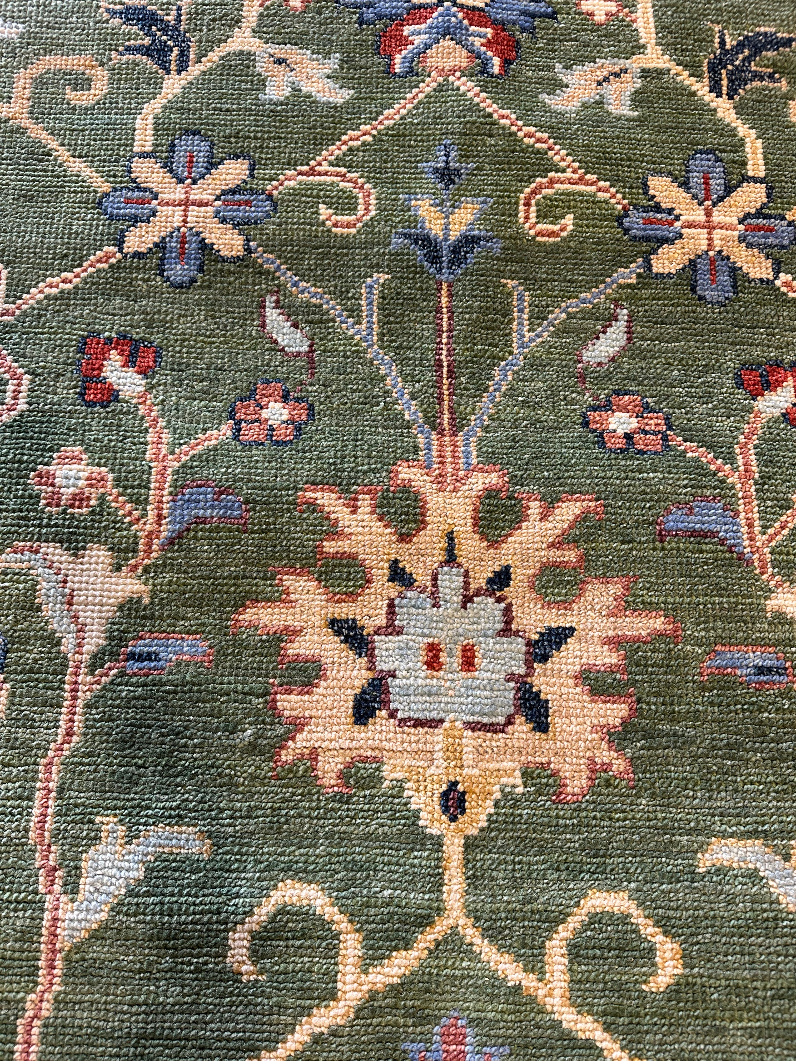 Suze 8x10 Green Hand-Knotted Oushak