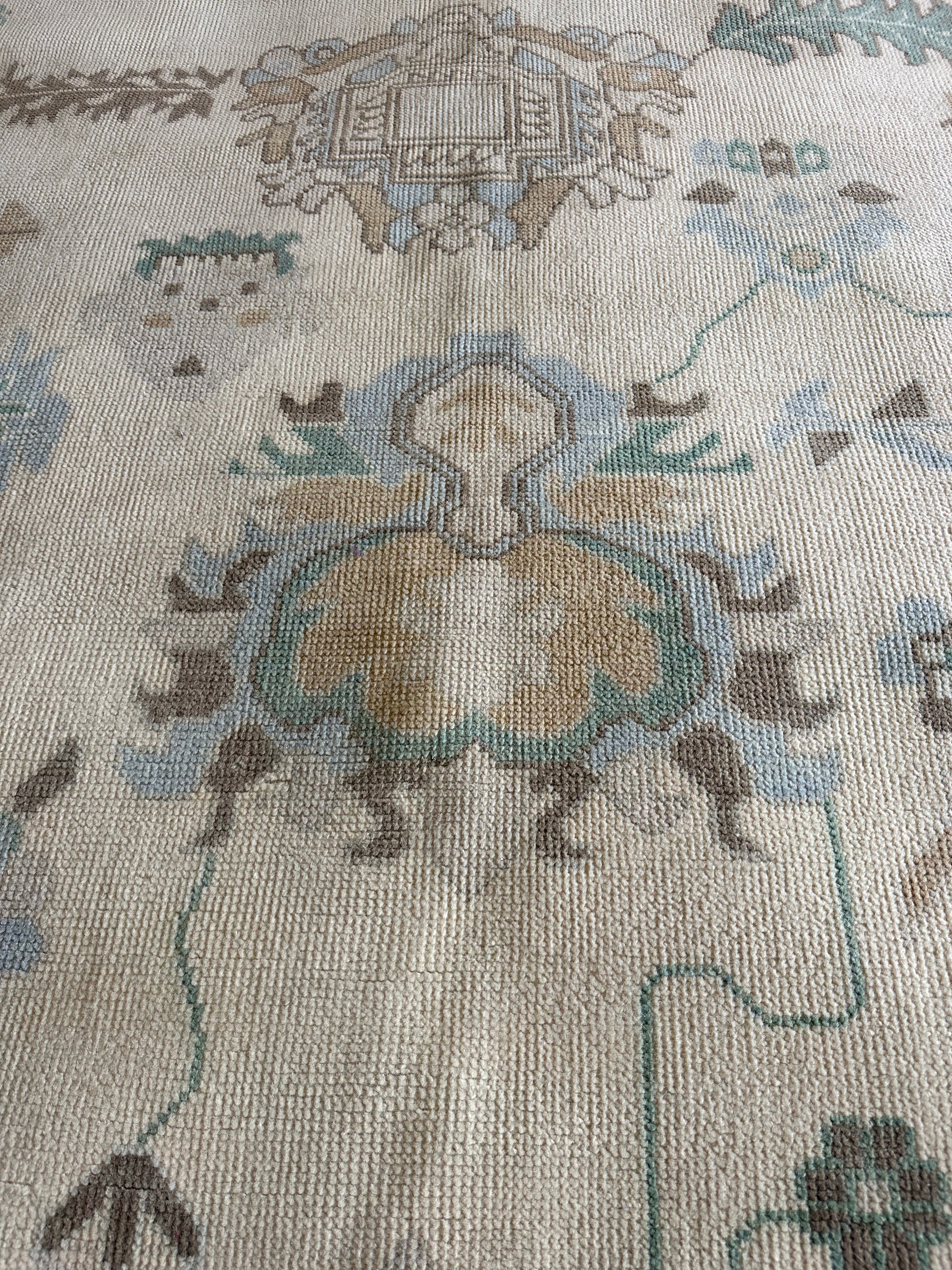 Isabella Moll 9x12 Beige Hand-Knotted Oushak Rug