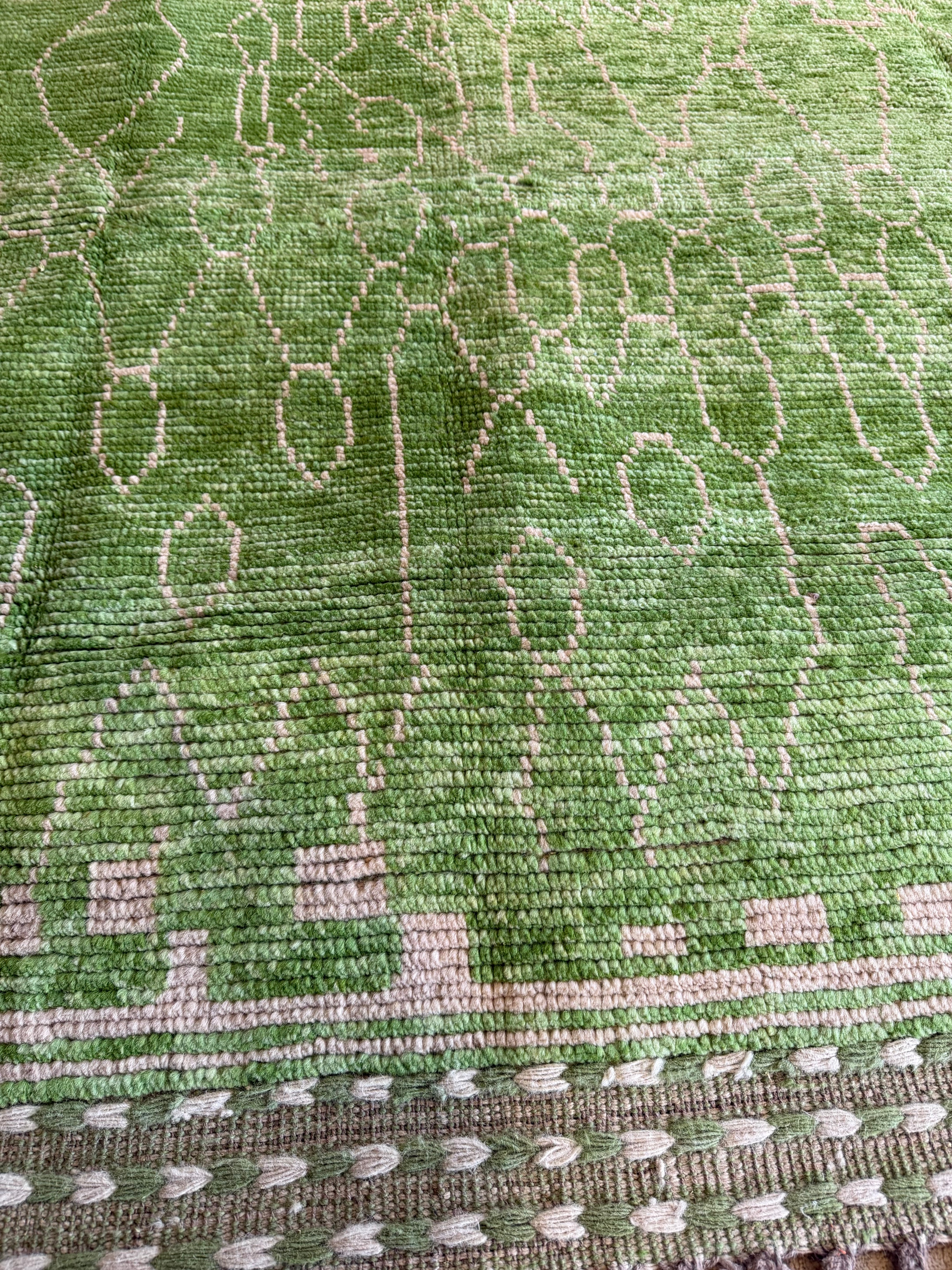 Jaclyn Shuman 8.2x10.2 Green Hand-Knotted Afghani Moroccan Style Rug