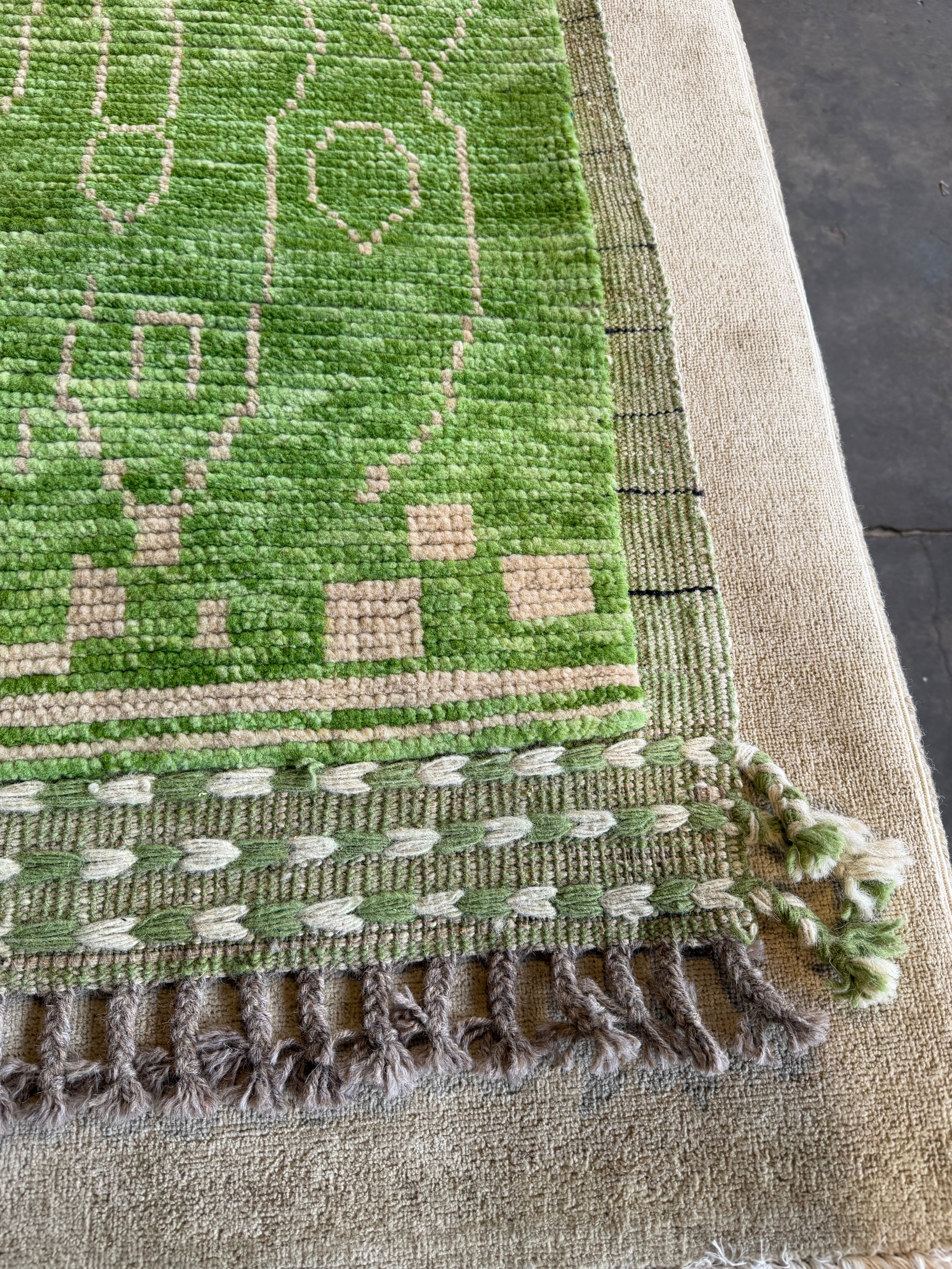 Jaclyn Shuman 8.2x10.2 Green Hand-Knotted Afghani Moroccan Style Rug