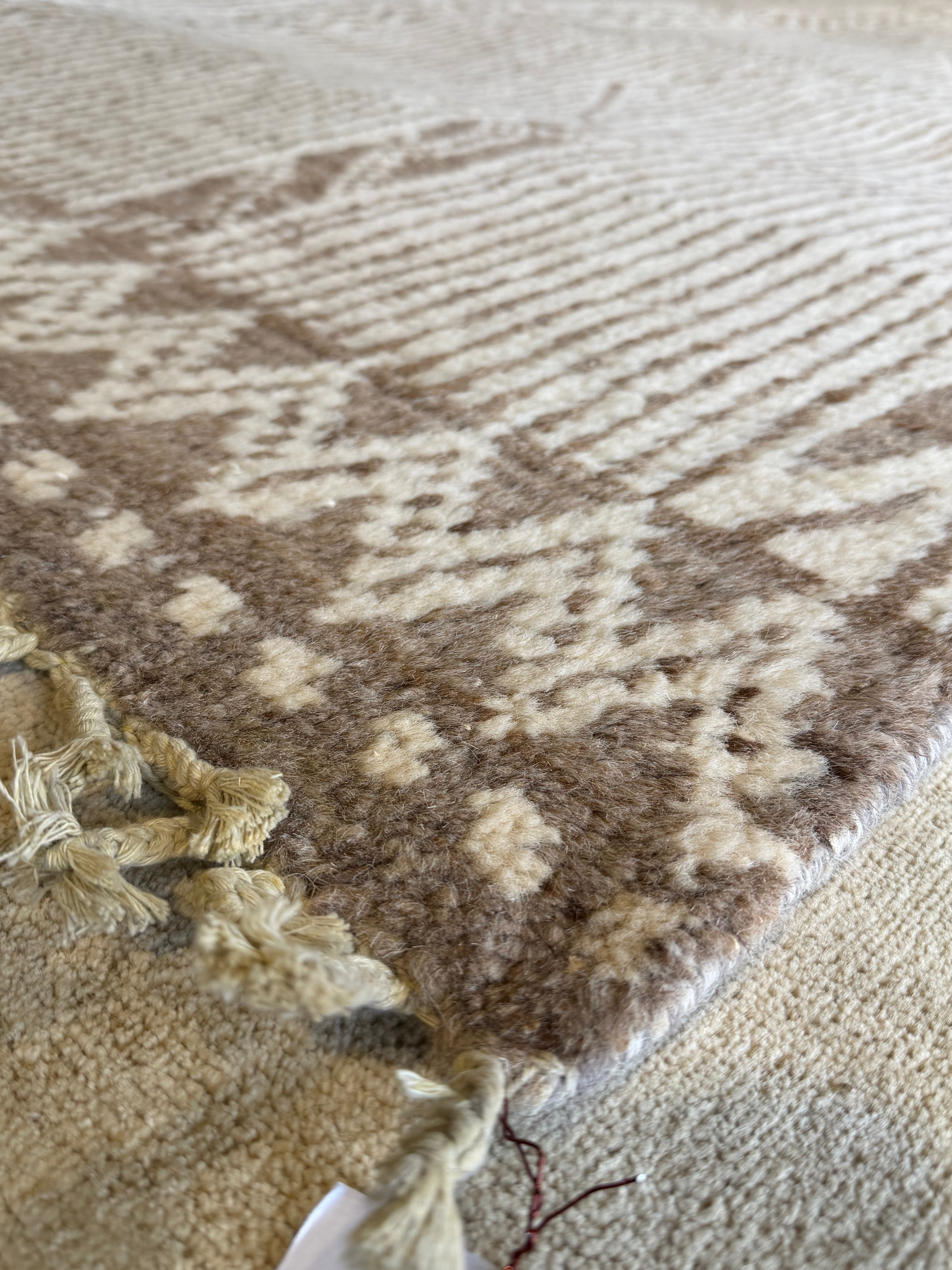 Cristina Gibson 6.5x10.3 Cream and Brown Hand-Knotted Afghani Moroccan Style Rug