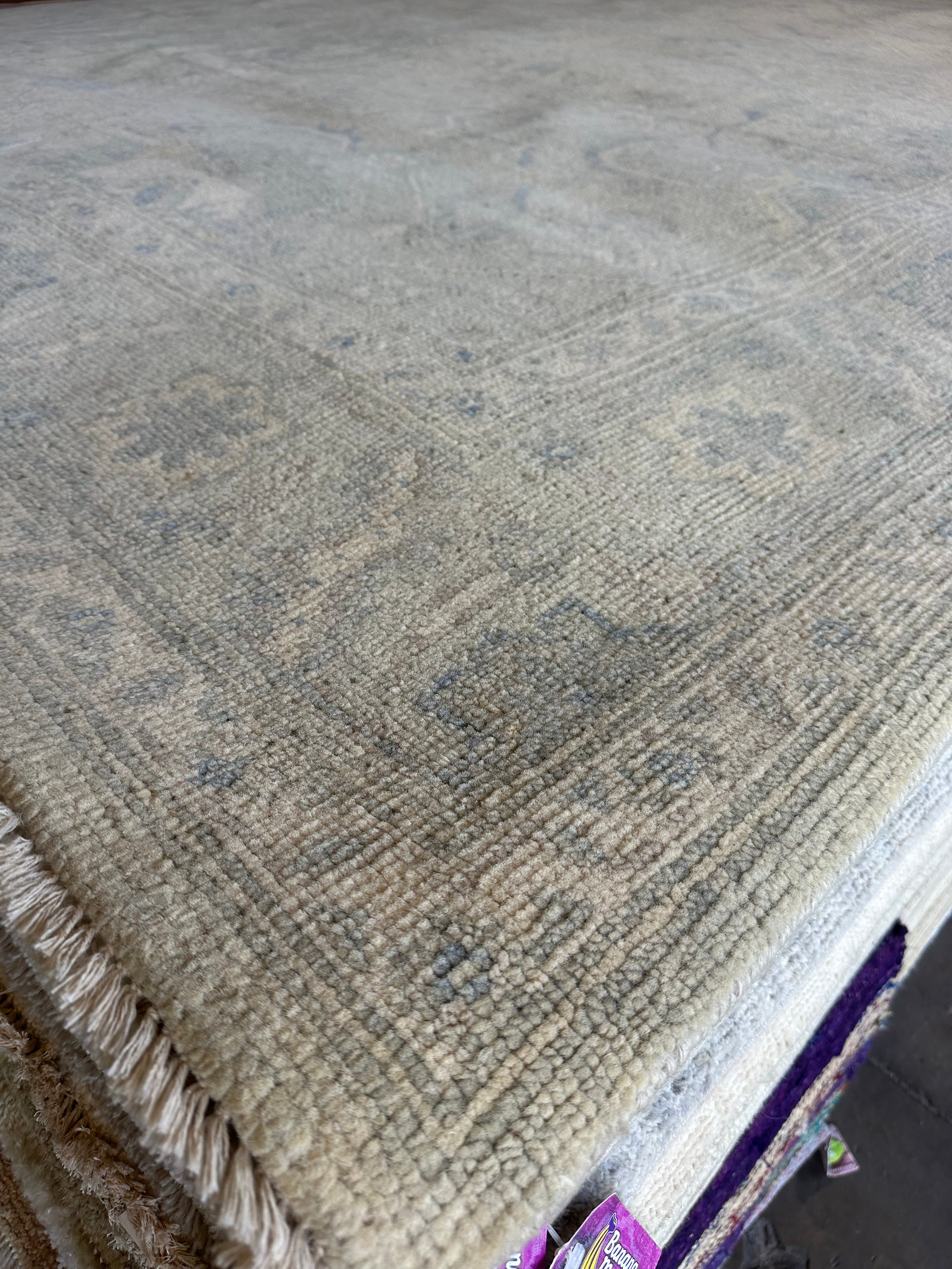 Stacy Murphy Gold 9x12 Grey Hand-Knotted Oushak Rug