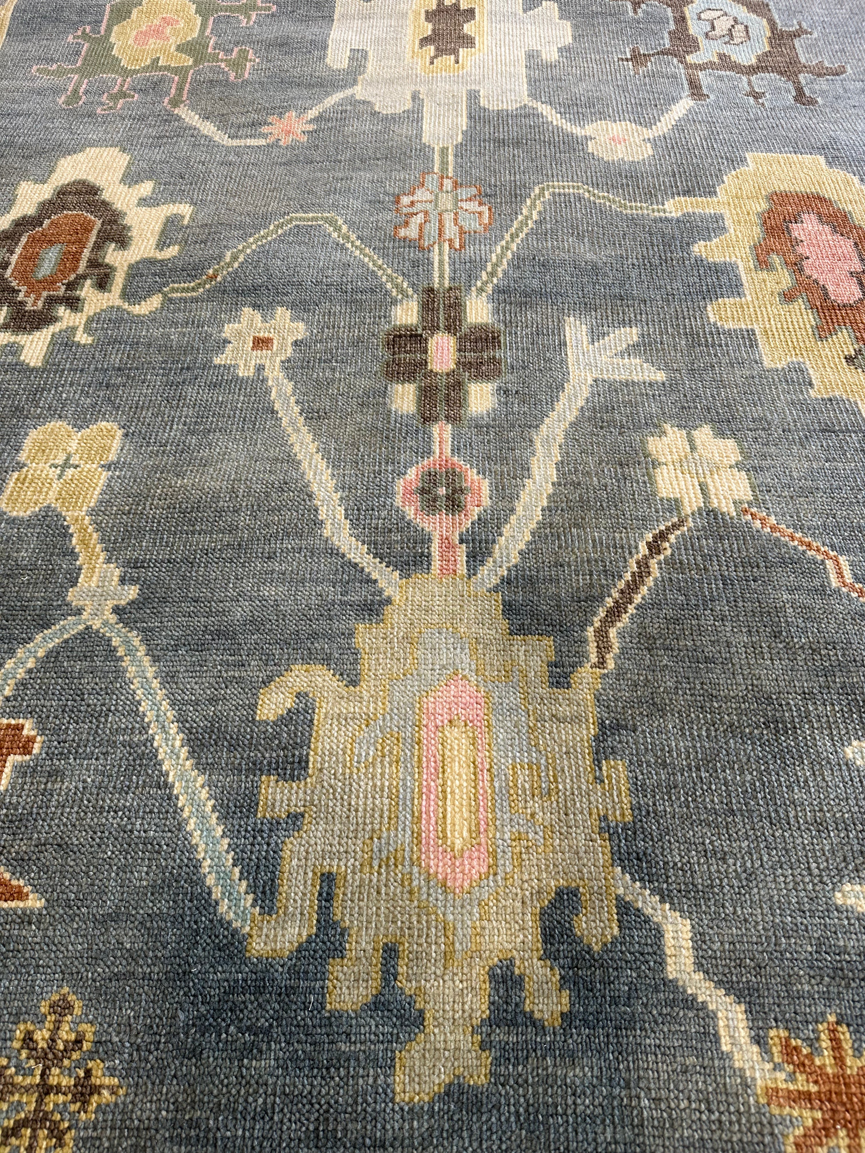 Gitta Robinson 9x12 Multi Color Hand-Knotted Oushak Rug