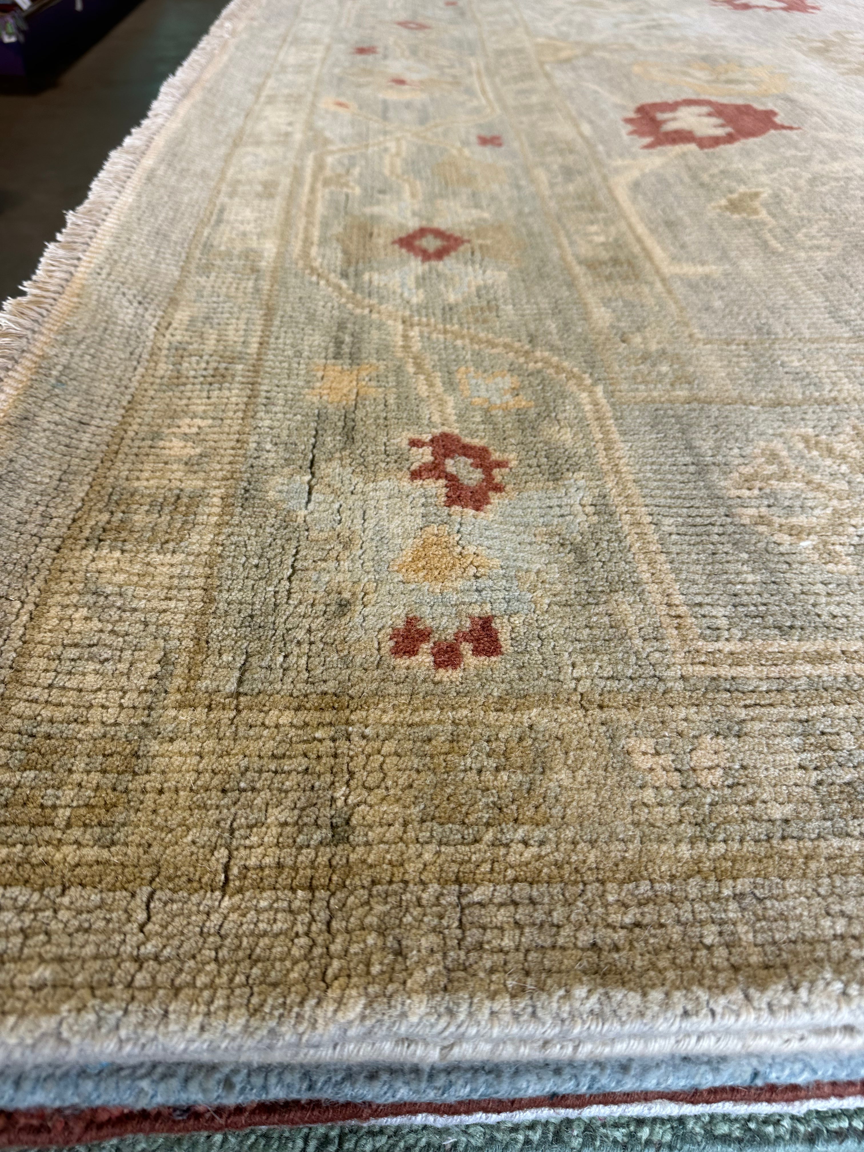 Lilin Lace 8.9x12.3 Light Green Hand-Knotted Oushak Rug