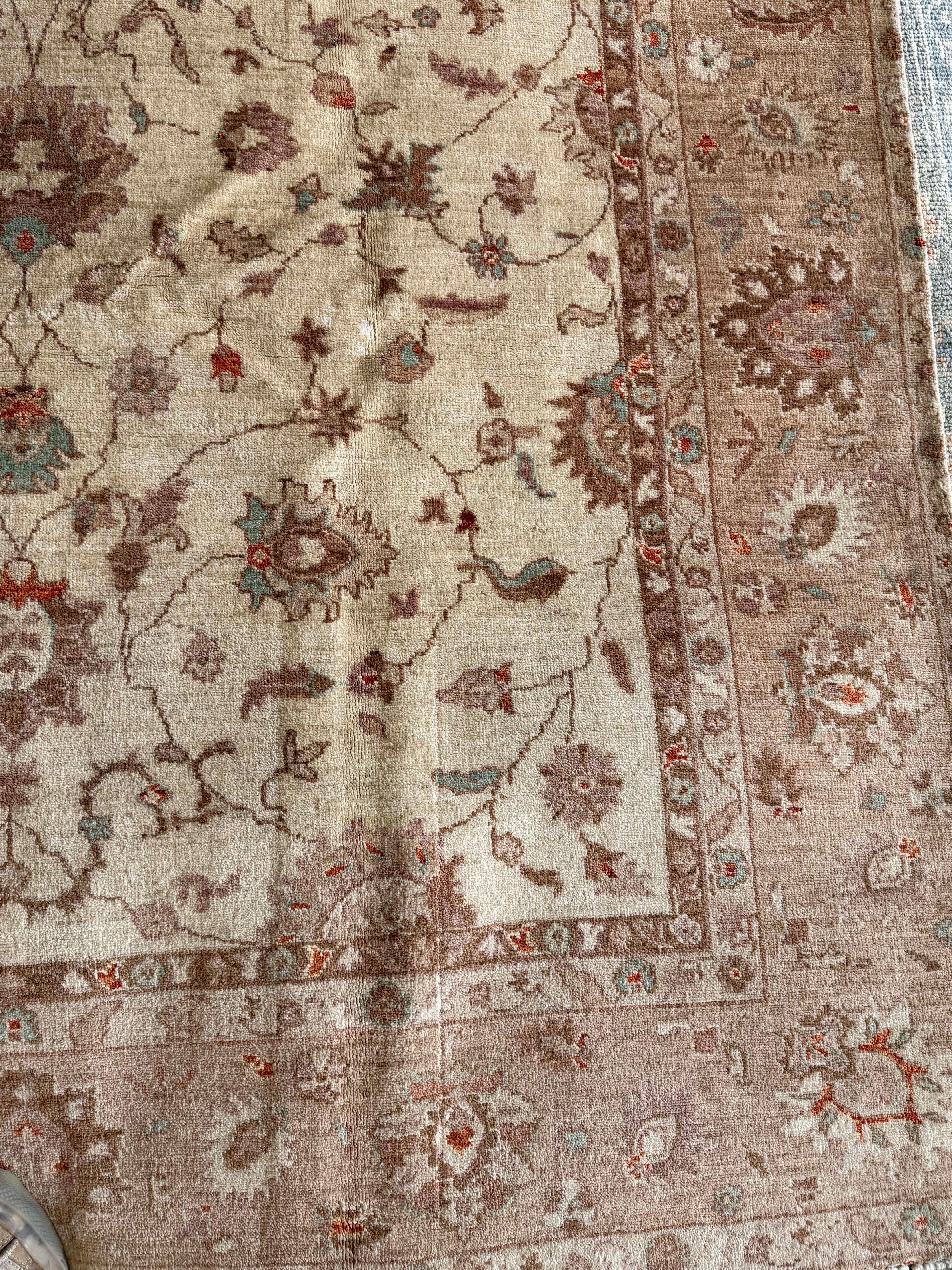 Lexi Wood 5.6x8.8 Pink and Ivory Whitewashed Hand-Knotted Oushak