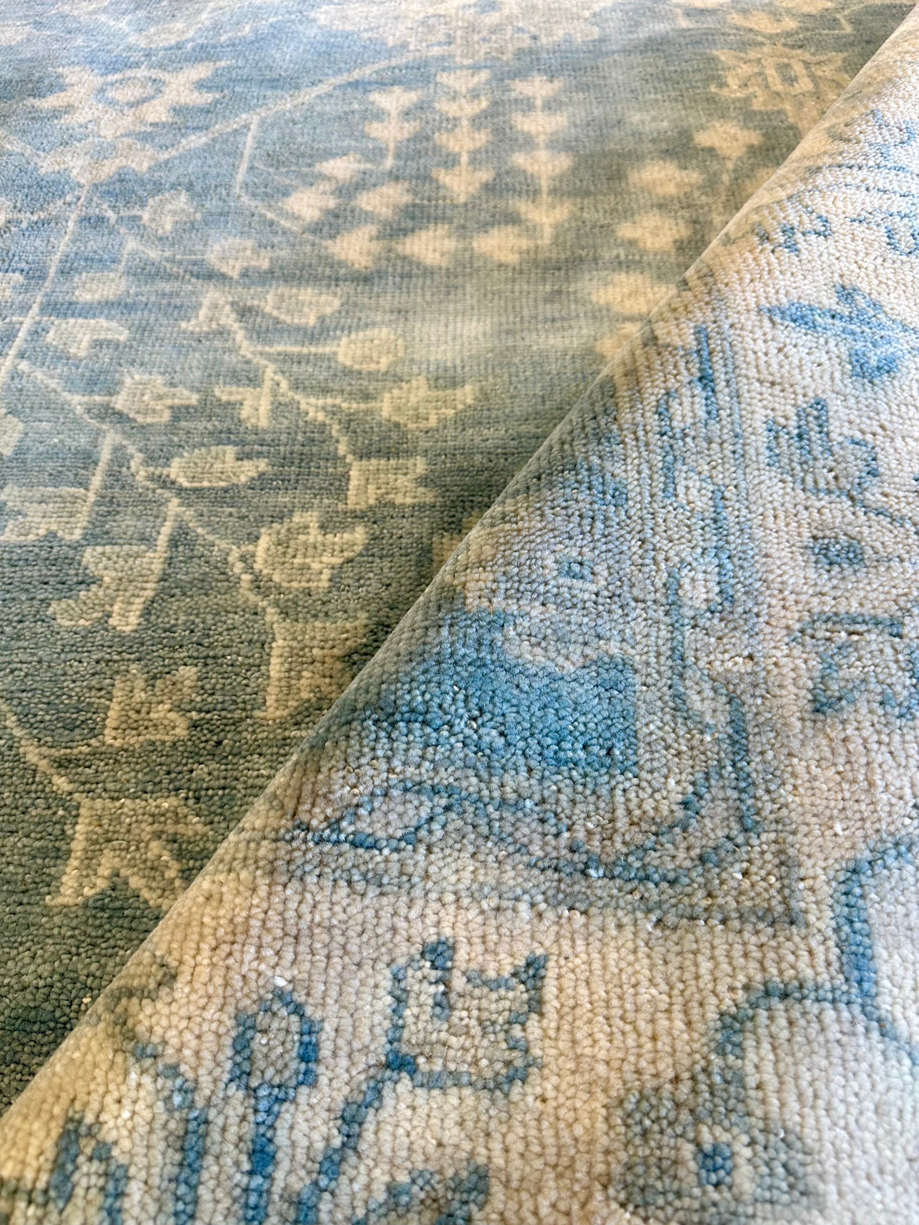 Michelle Phillips 9.3x11.9 Blue & Beige Hand-Knotted Oushak