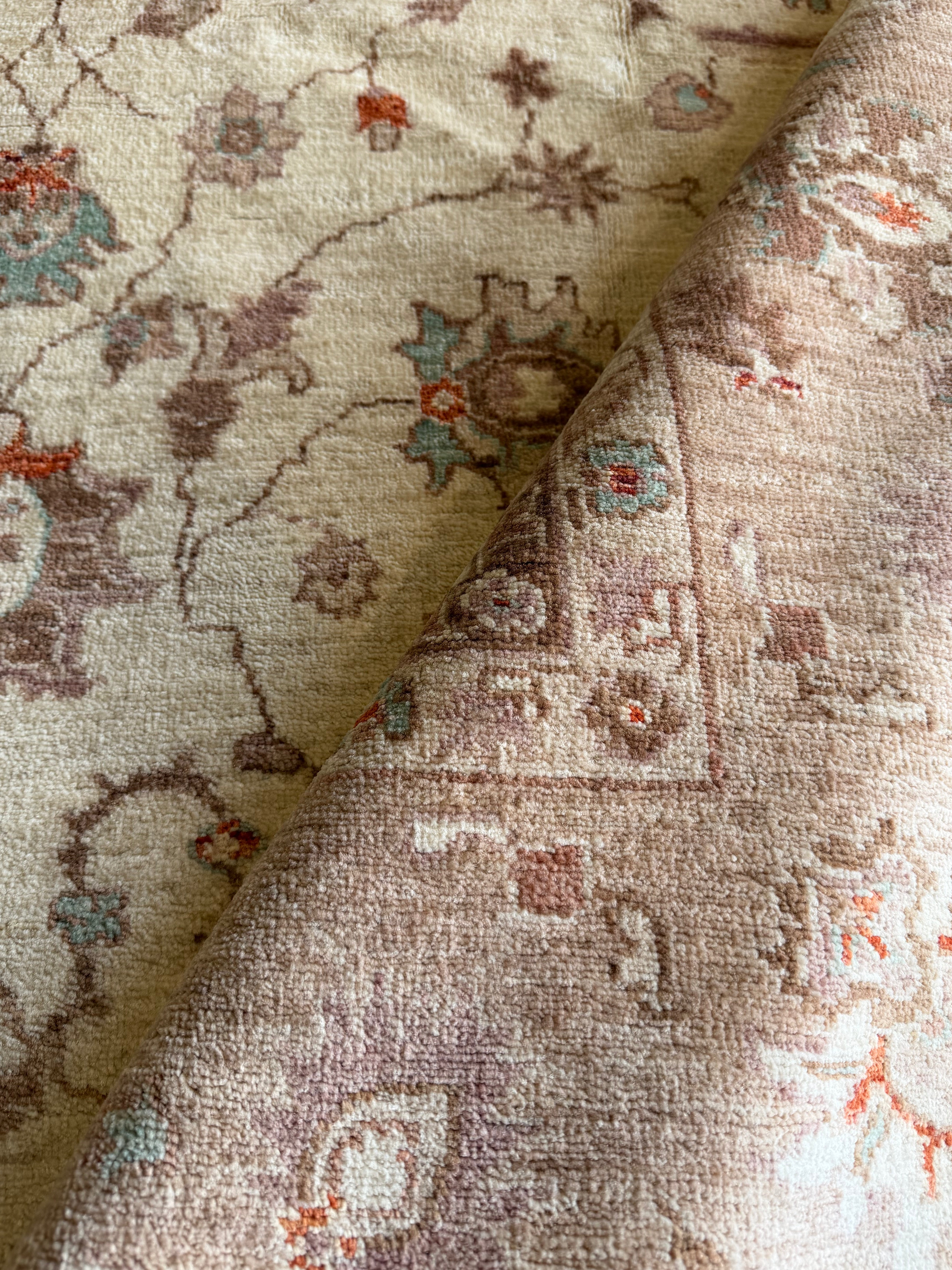 Lexi Wood 5.6x8.8 Pink and Ivory Whitewashed Hand-Knotted Oushak