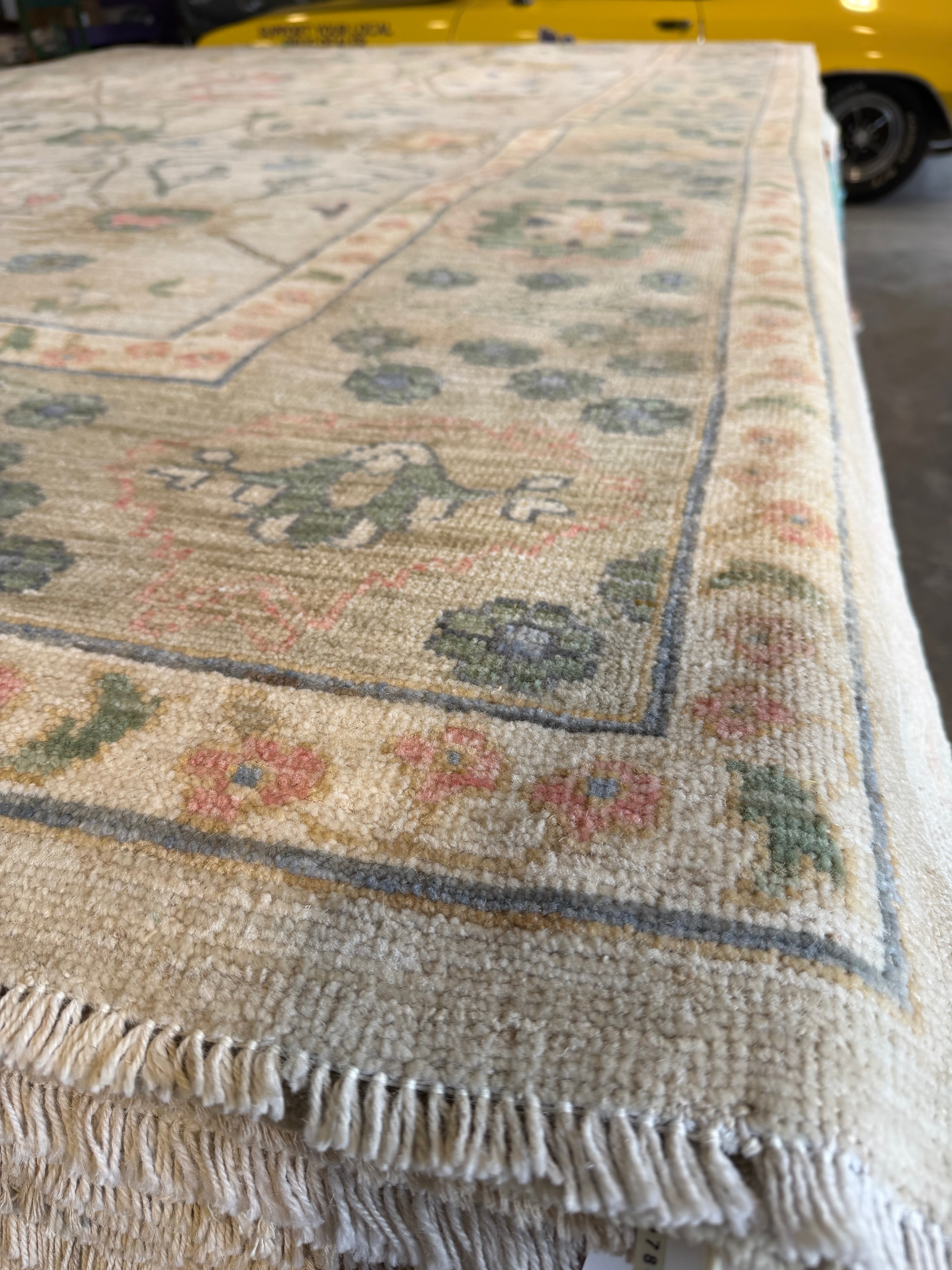 Kylie Cooke 10.2x13.8 Cream Multi Whitewashed Hand-Knotted Oushak