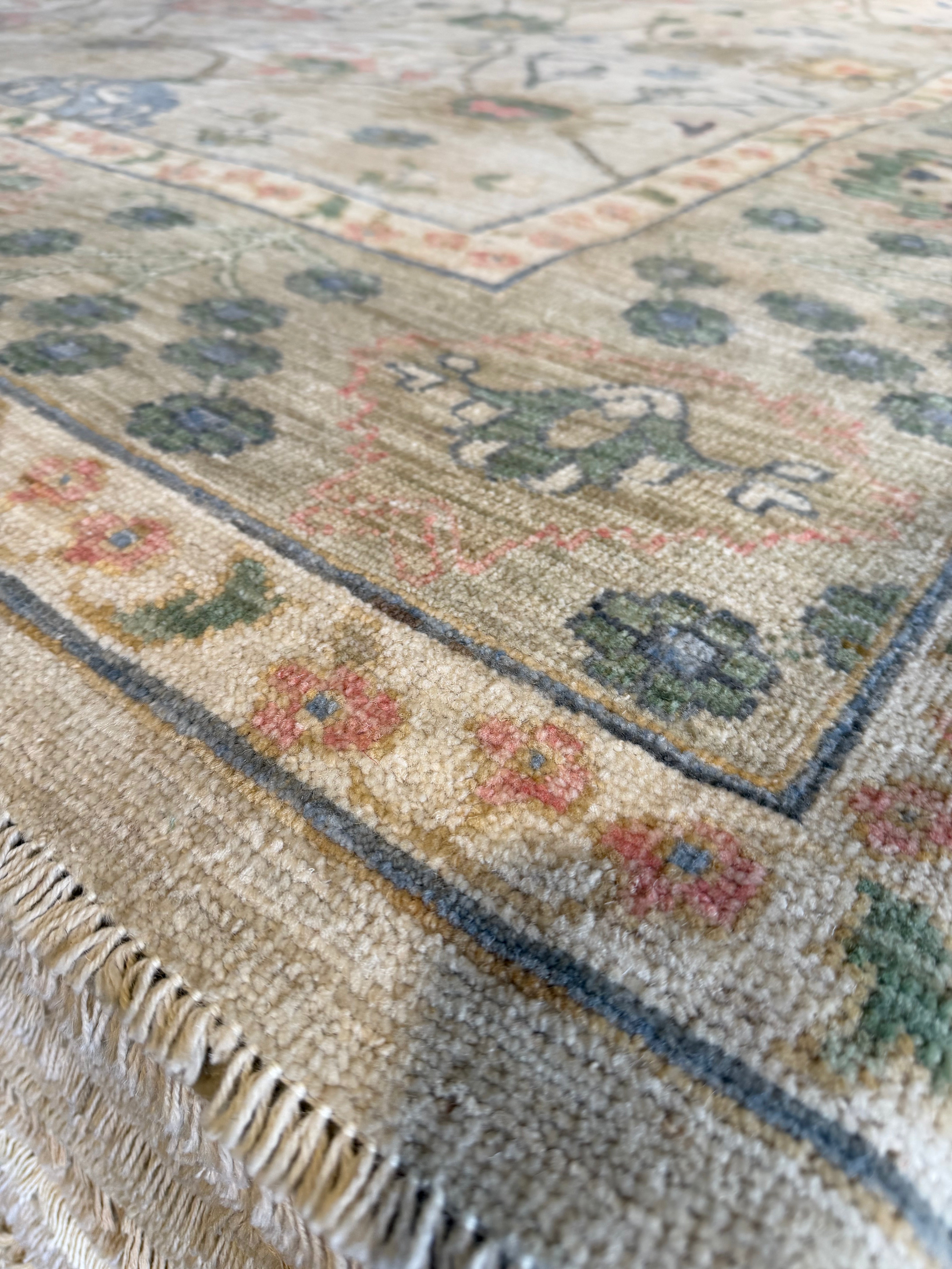 Kylie Cooke 10.2x13.8 Cream Multi Whitewashed Hand-Knotted Oushak