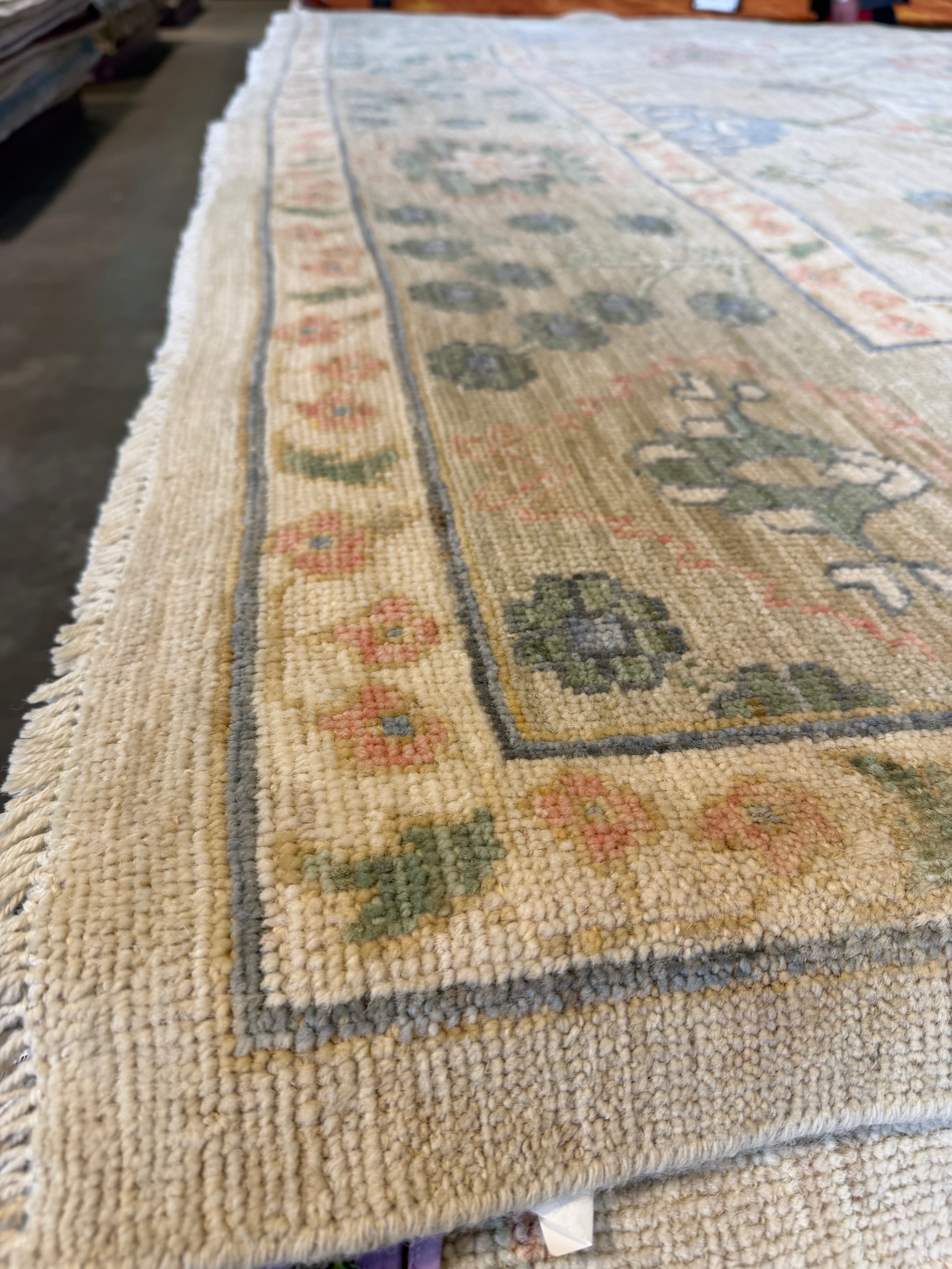 Kylie Cooke 10.2x13.8 Cream Multi Whitewashed Hand-Knotted Oushak