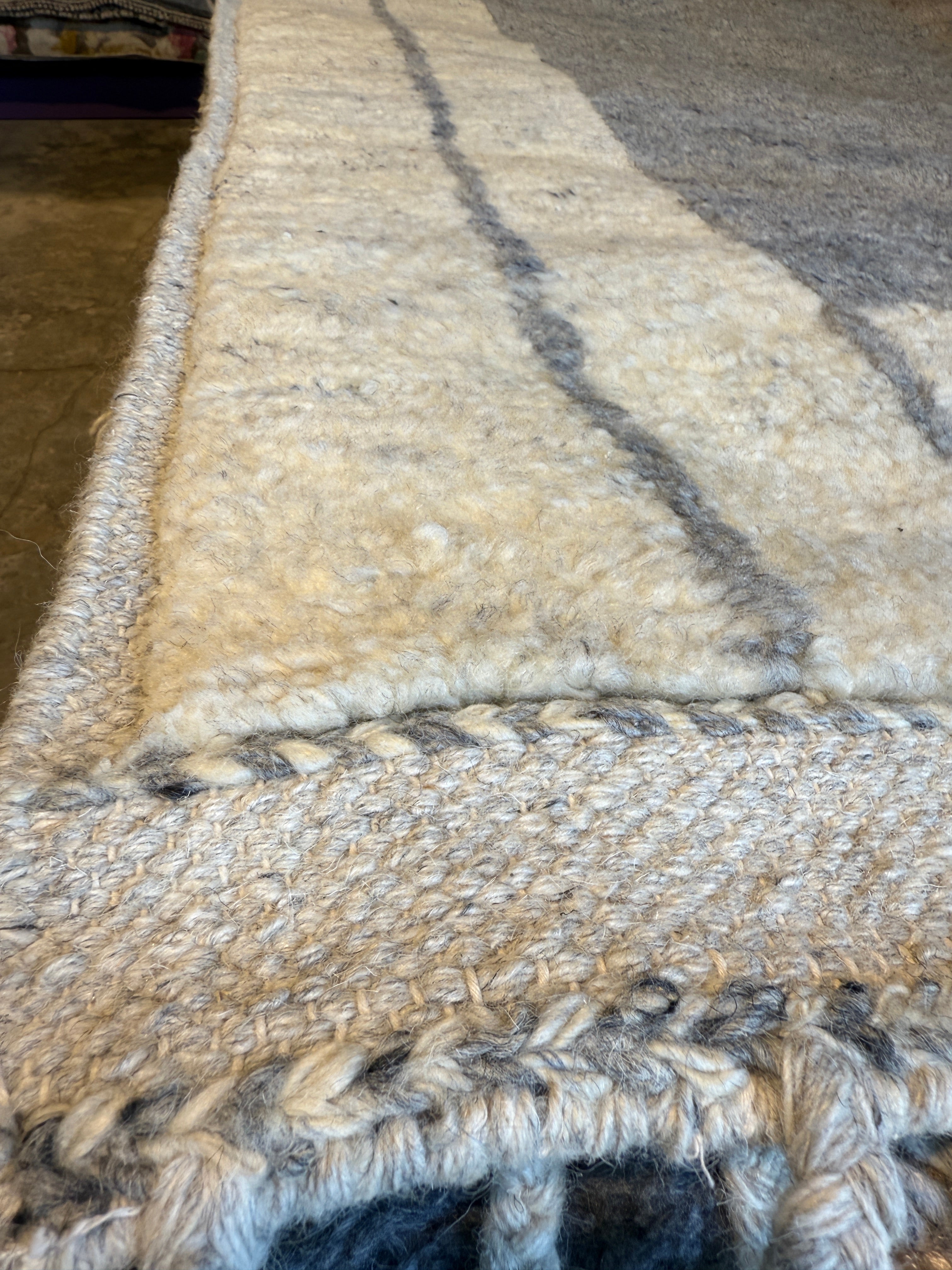 Esmee 4.3x6.3 Grey Modern Hand Knotted