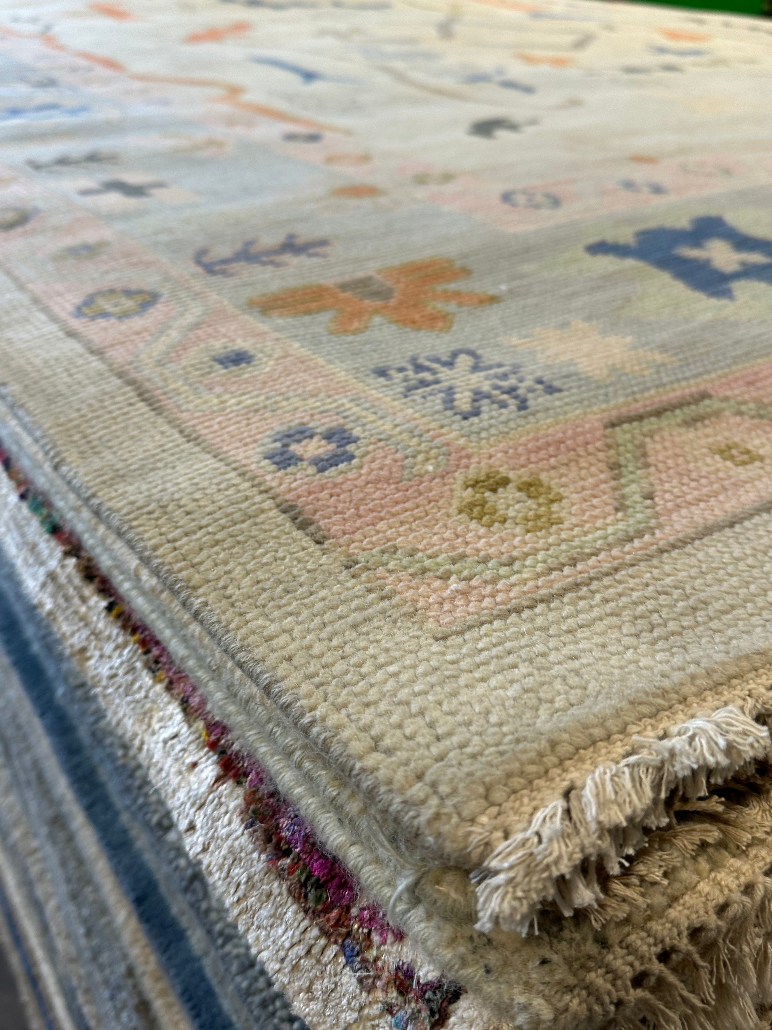 Kathryn Bach 8x10 Multi Color Hand-Knotted Oushak Rug