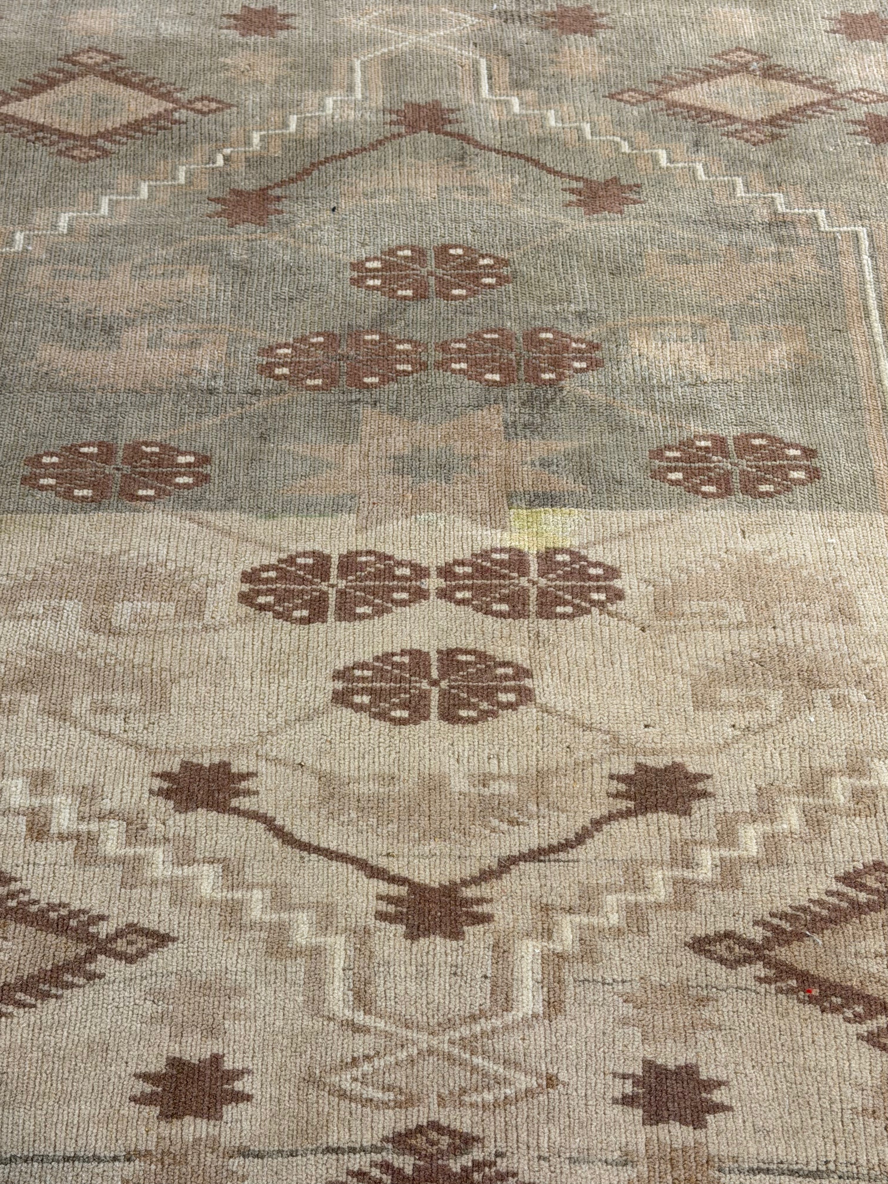 Mia Jane 4.9x4.9 Beige and Brown Hand-Knotted Vintage Turkish Oushak