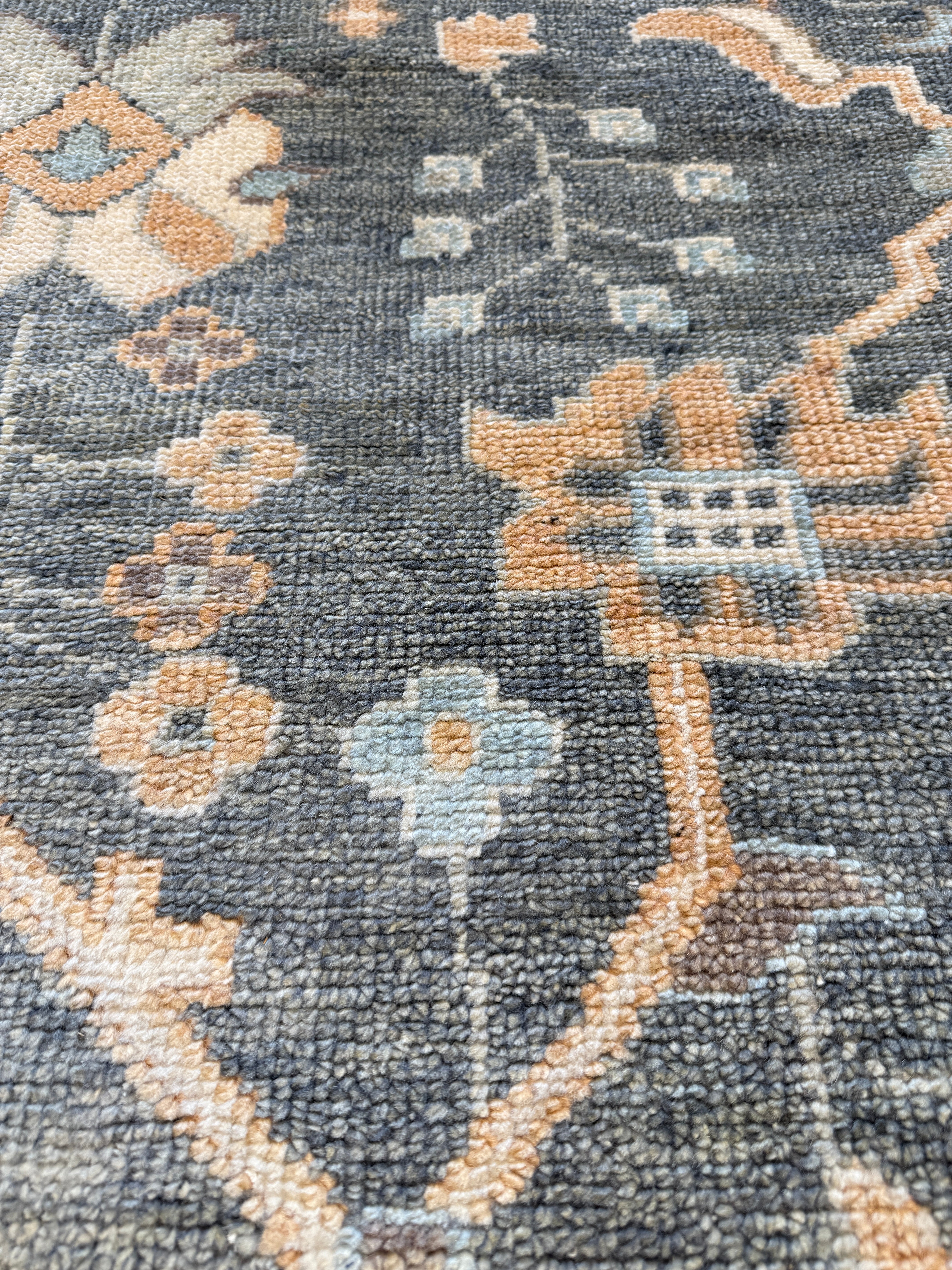 Abbie Cornish 8X10 Hand-Knotted Oushak Rug Grey and Tan